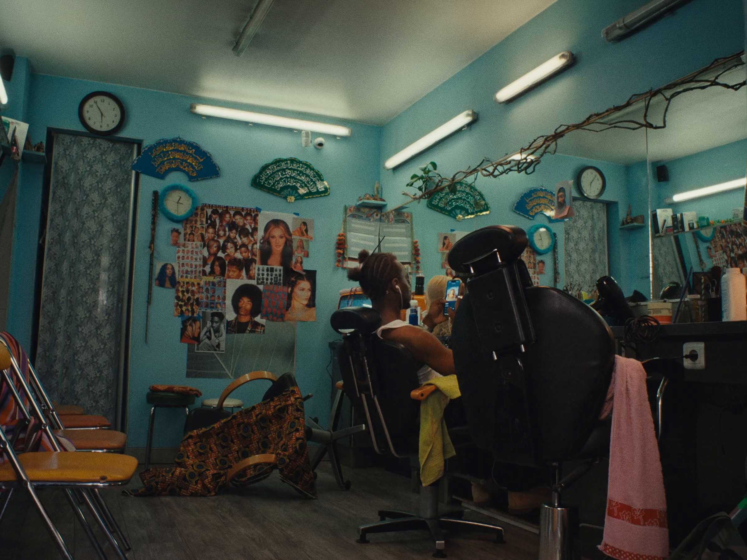 UNDERCOVER CAMPAIGN (2024) —  shot,  lighting