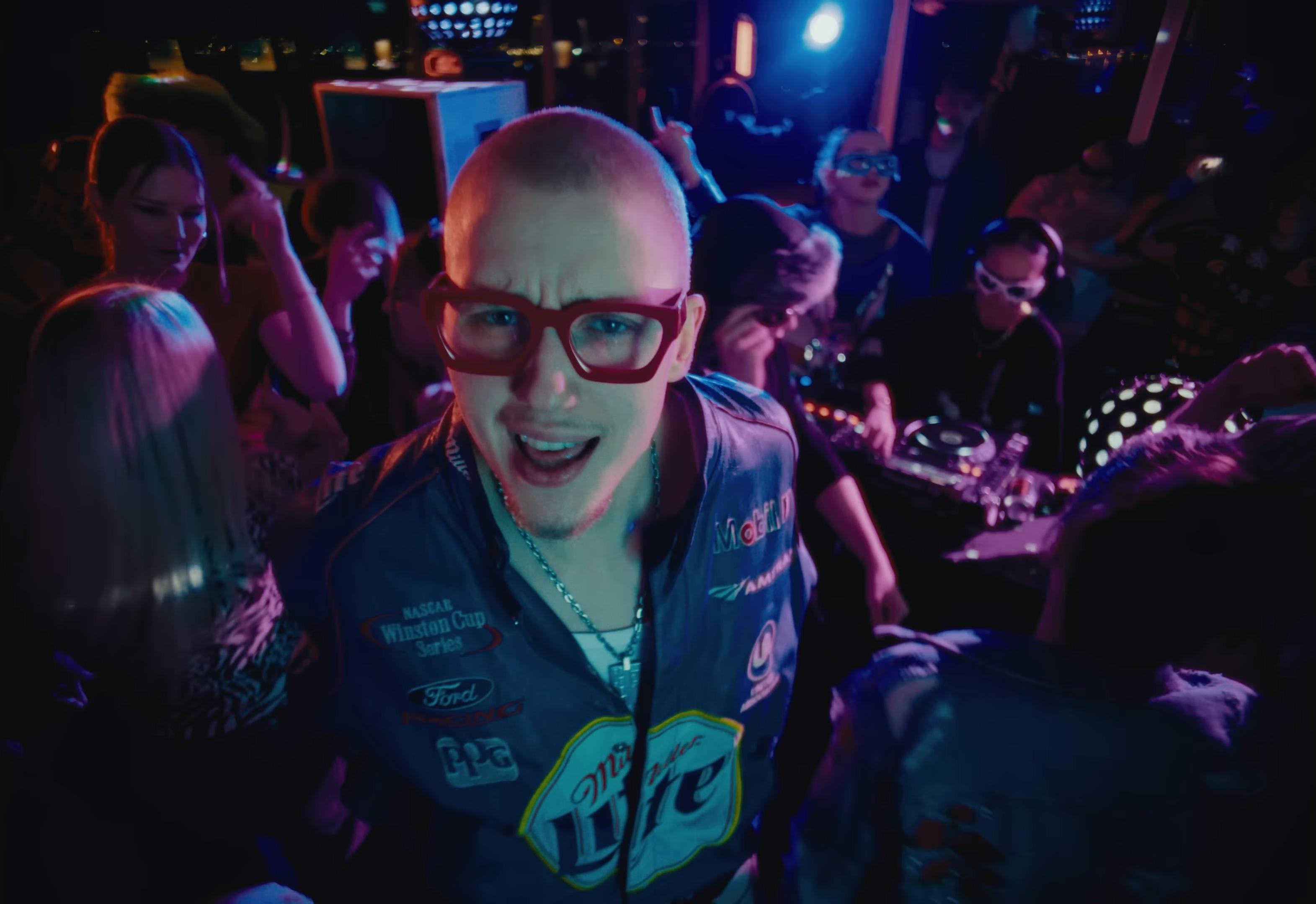 Keerleb (2025) —  shot,  lighting