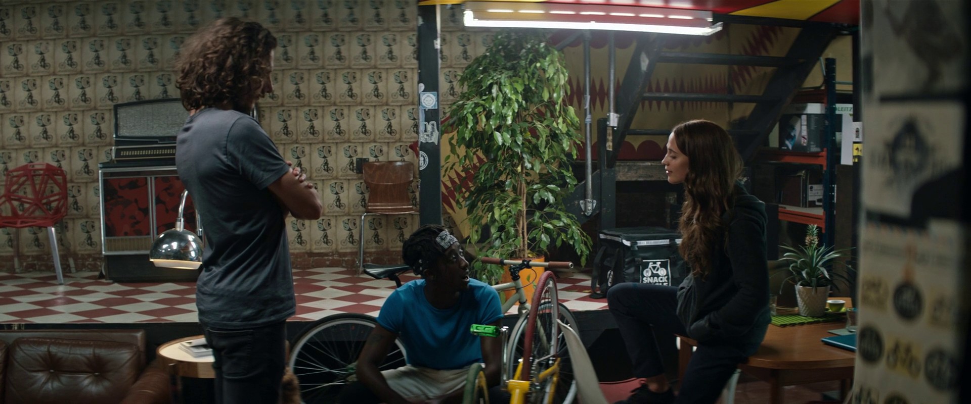 Tomb Raider (2018) —  shot,  lighting