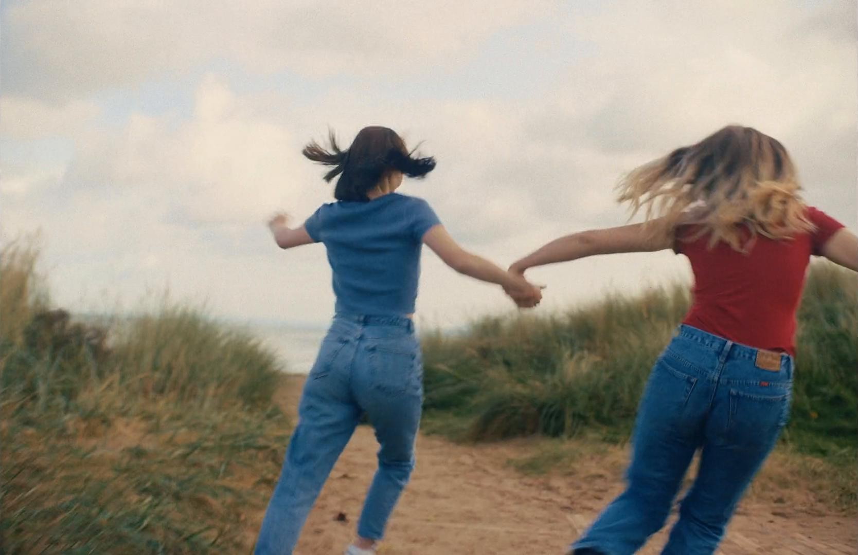 The Author (2020) —  shot,  lighting