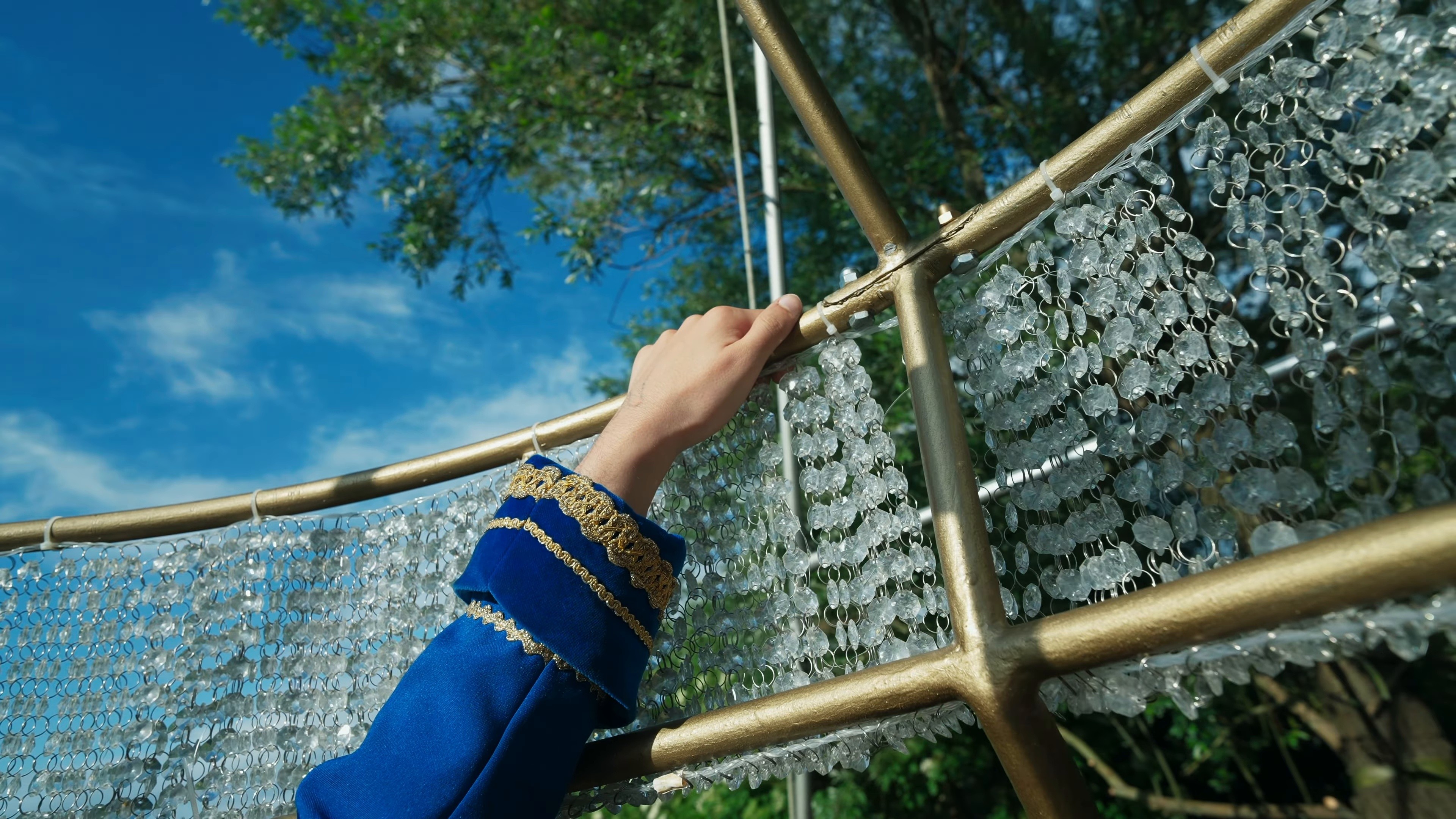 portami a ballare in primavera (2025) —  shot,  lighting