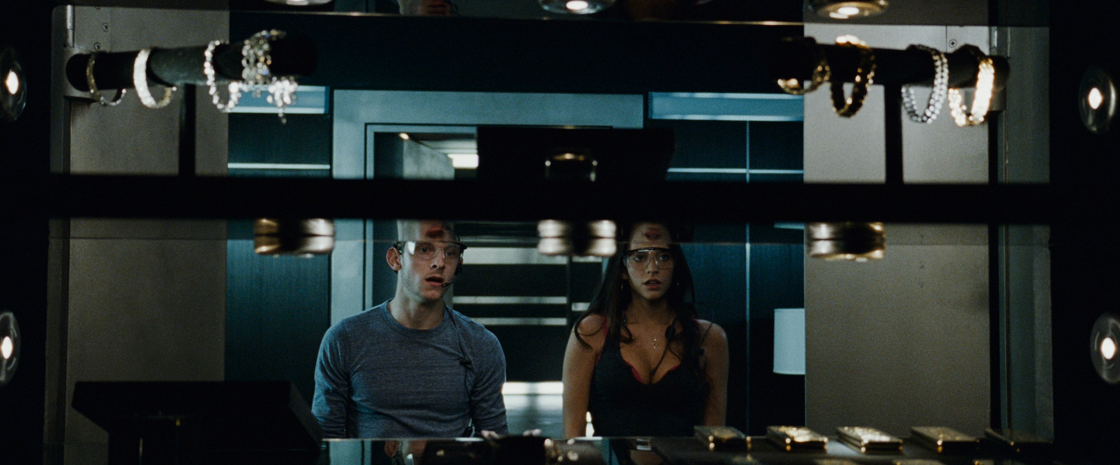 Man on a Ledge (2012) —  shot,  lighting