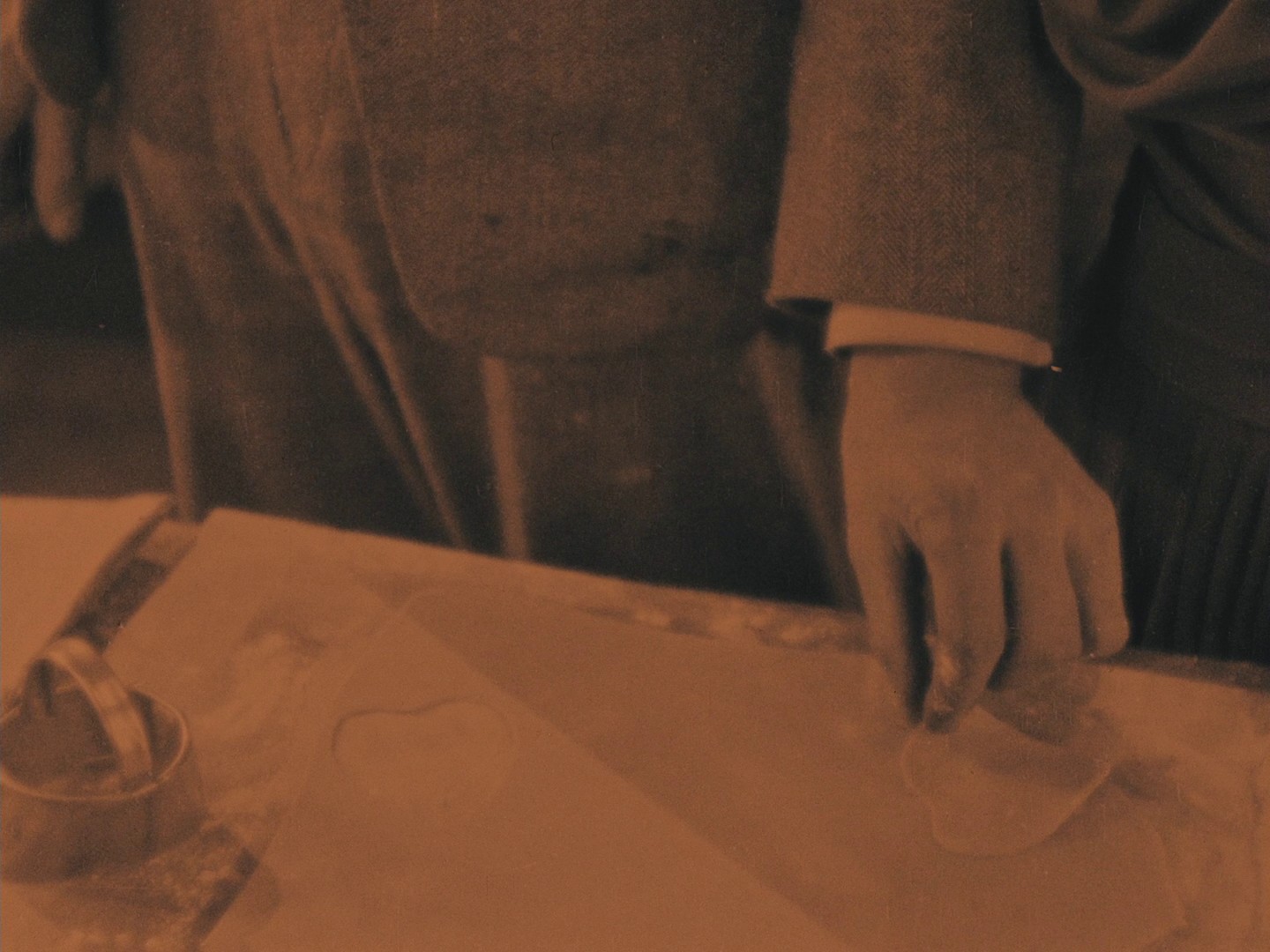 The Lodger: A Story of the London Fog (1927) —  shot,  lighting