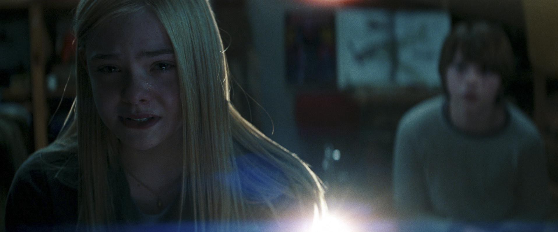 Super 8 (2011) —  shot,  lighting