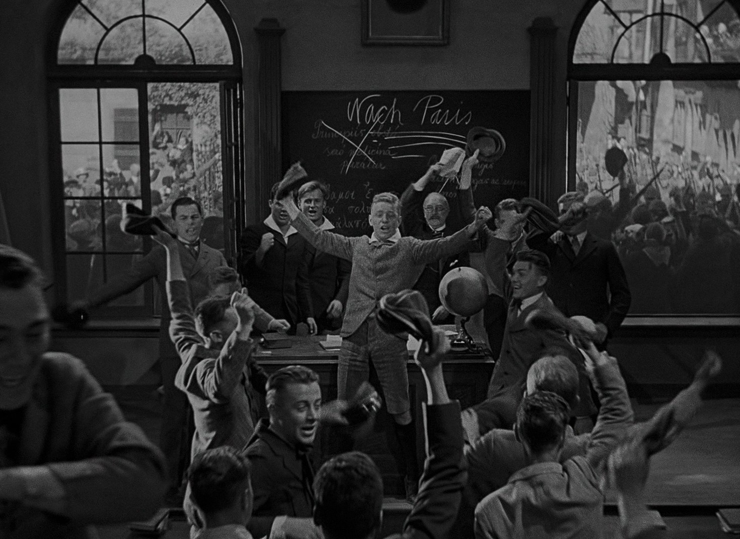 All Quiet on the Western Front (1930) —  shot,  lighting