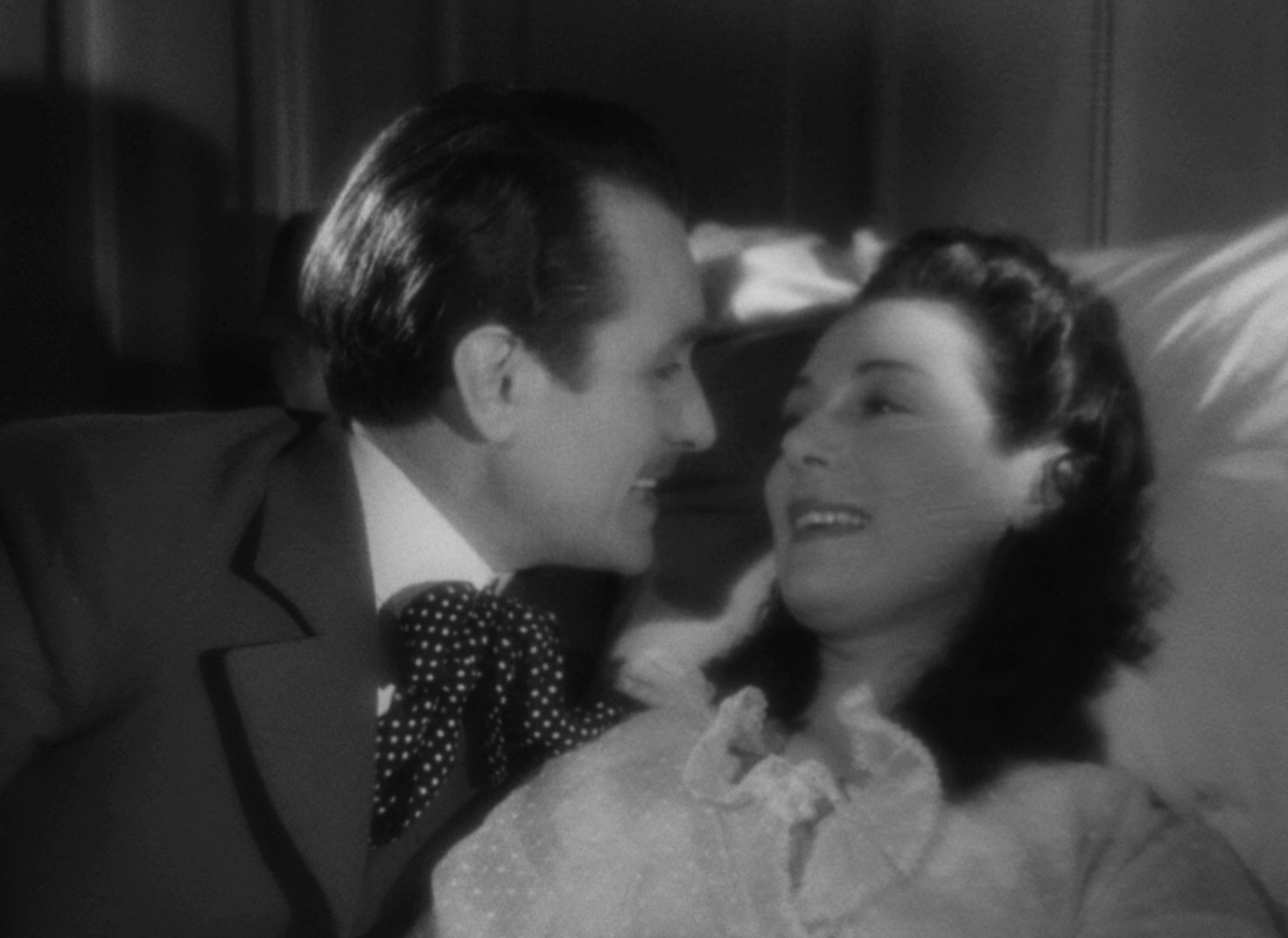 Immortal France (1943) —  shot,  lighting