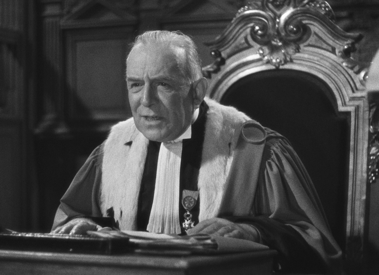 Le bonheur (1934) —  shot,  lighting