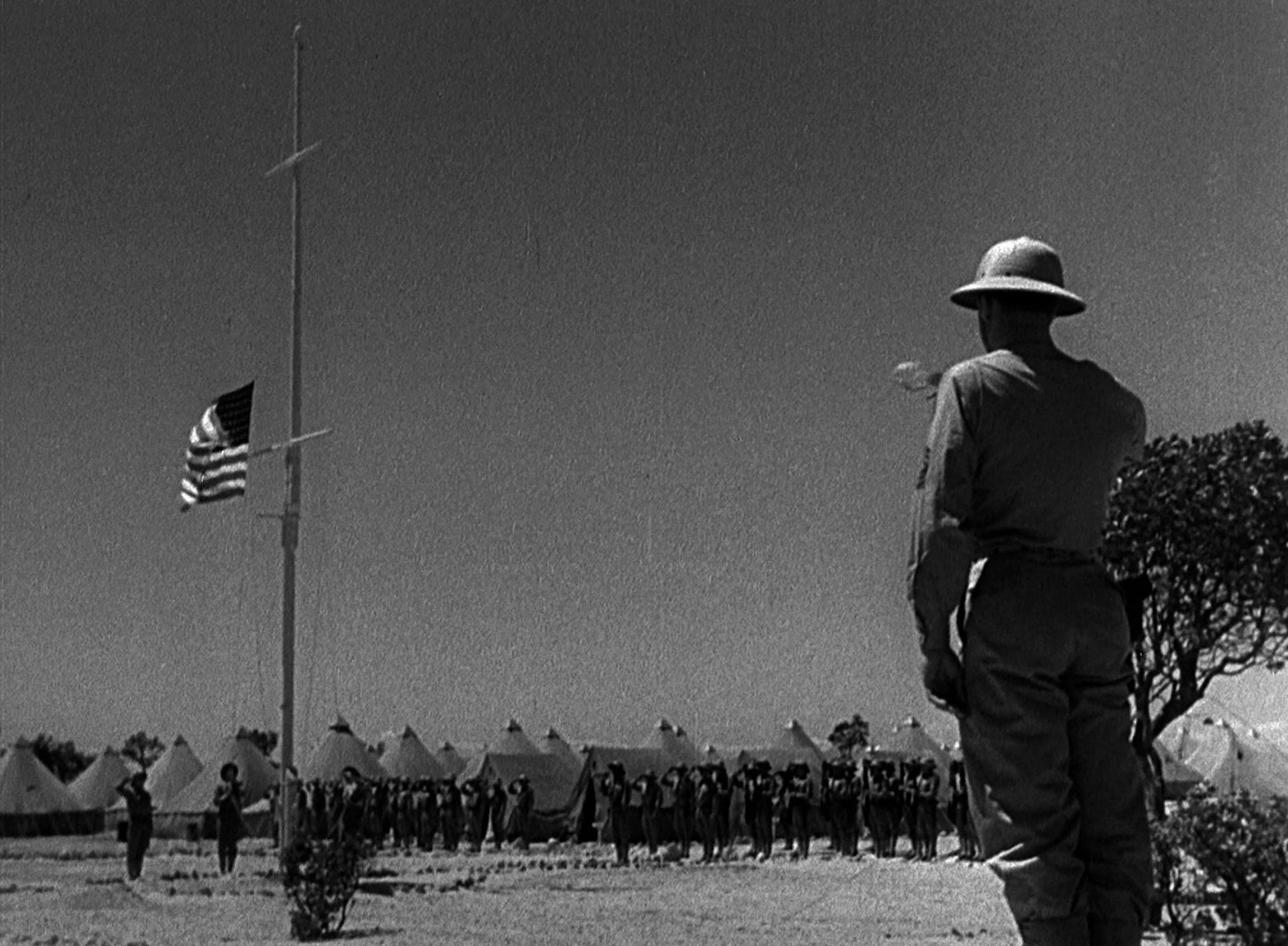 Wake Island (1942) —  shot,  lighting
