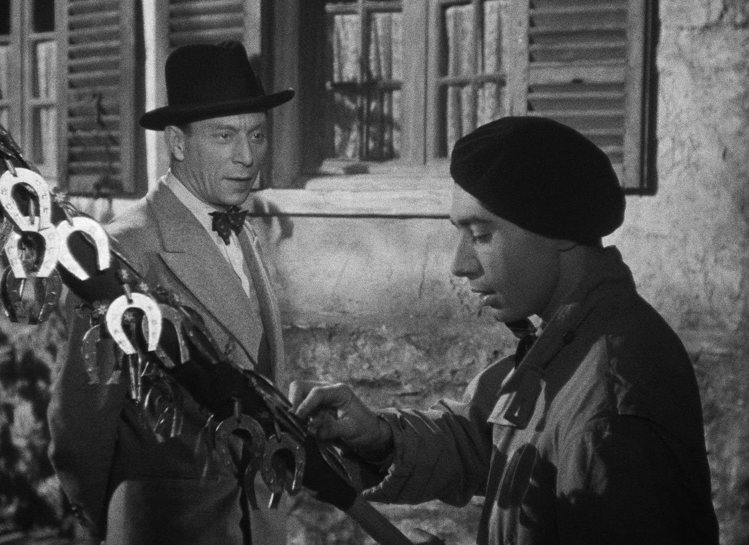 Monelle (1948) —  shot,  lighting