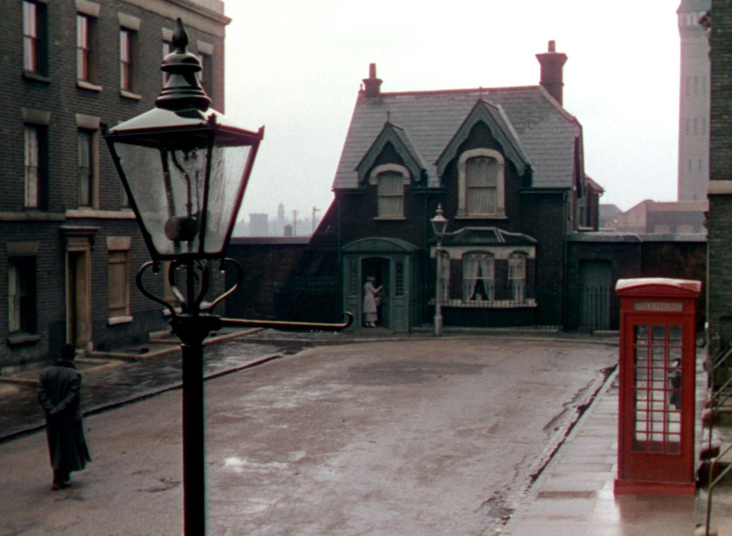 The Ladykillers (1955) —  shot,  lighting