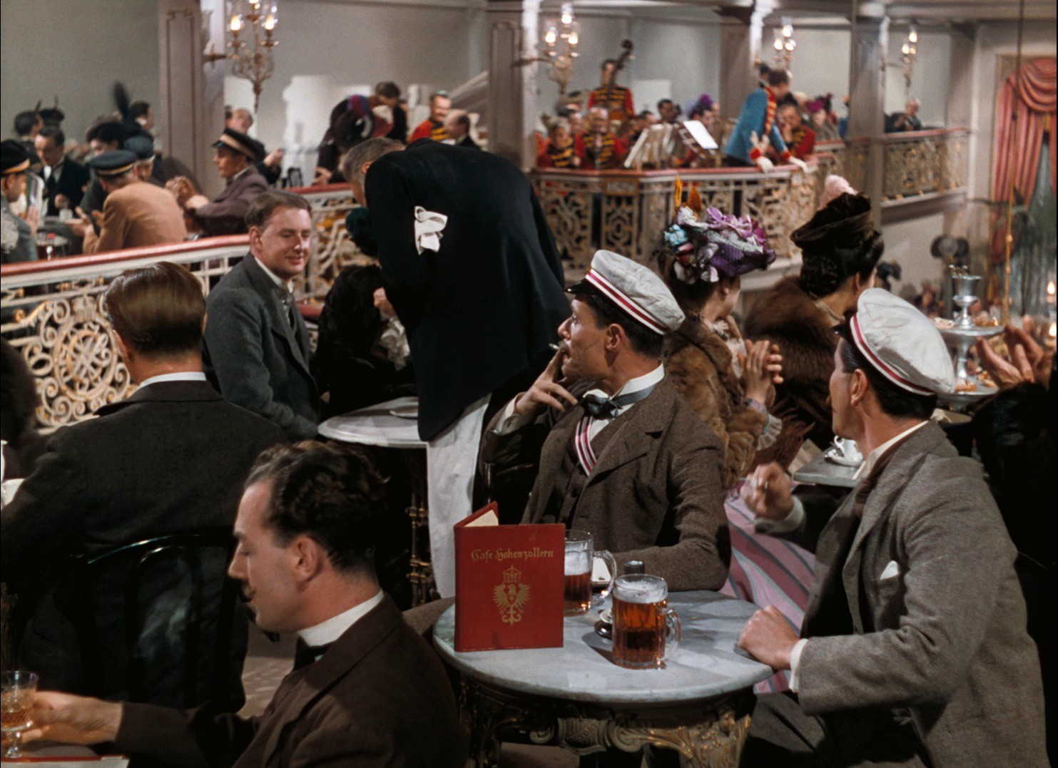 The Life and Death of Colonel Blimp (1943) —  shot,  lighting