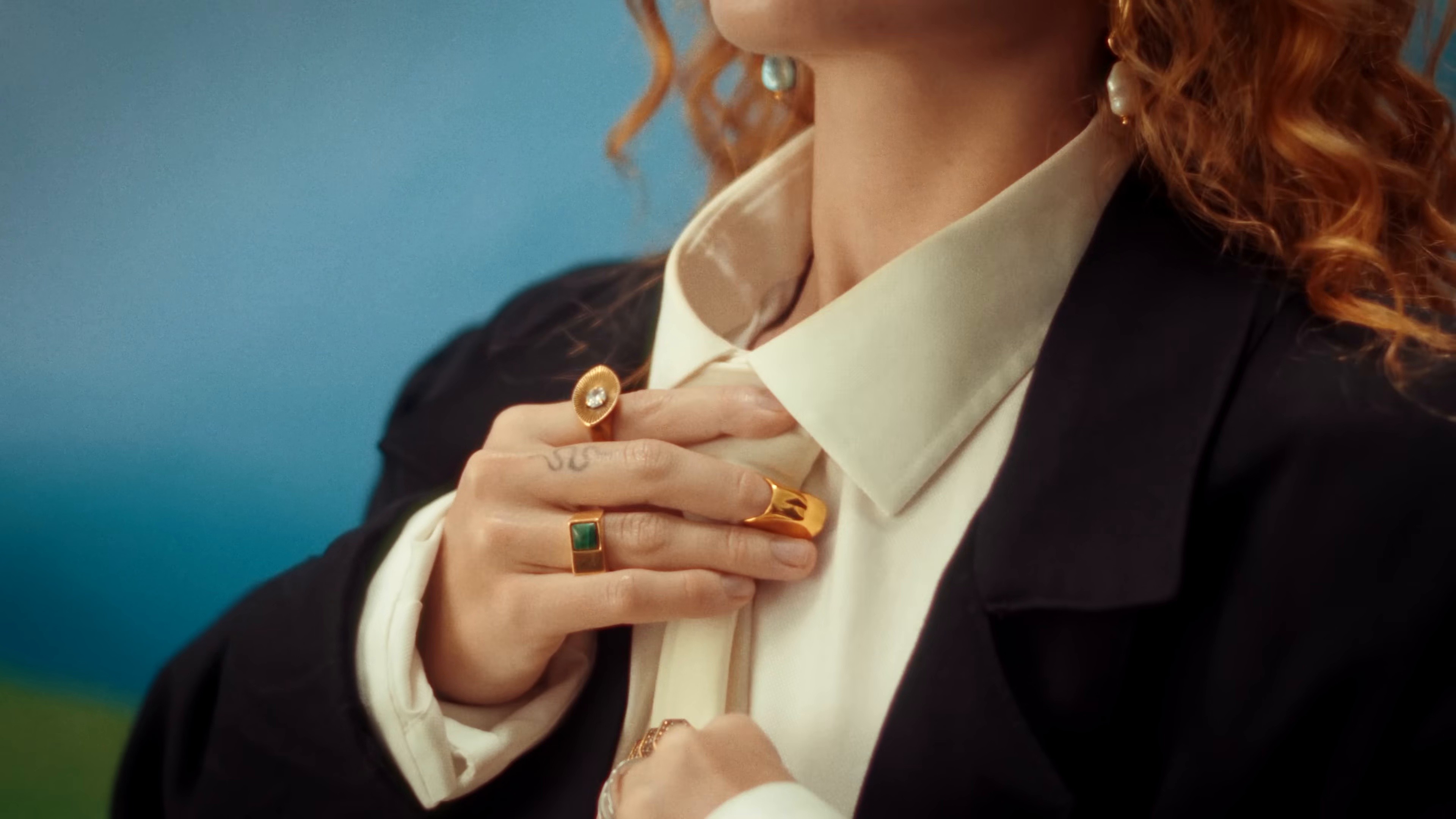 Que Pecado! (2025) —  shot,  lighting