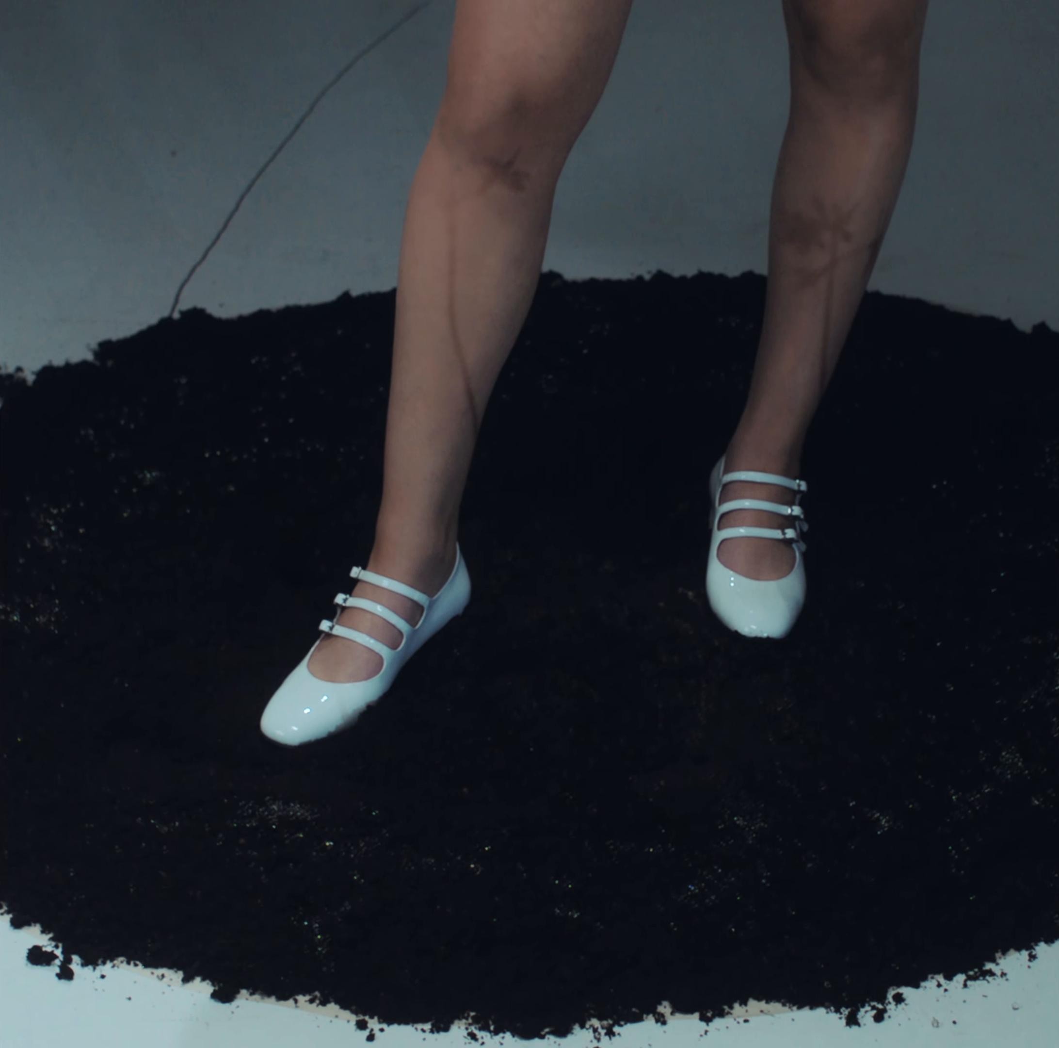 J’veux tout savoir (2024) —  shot,  lighting