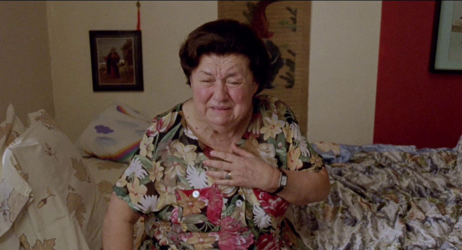 Everybody in Our Family (2013) —  shot,  lighting