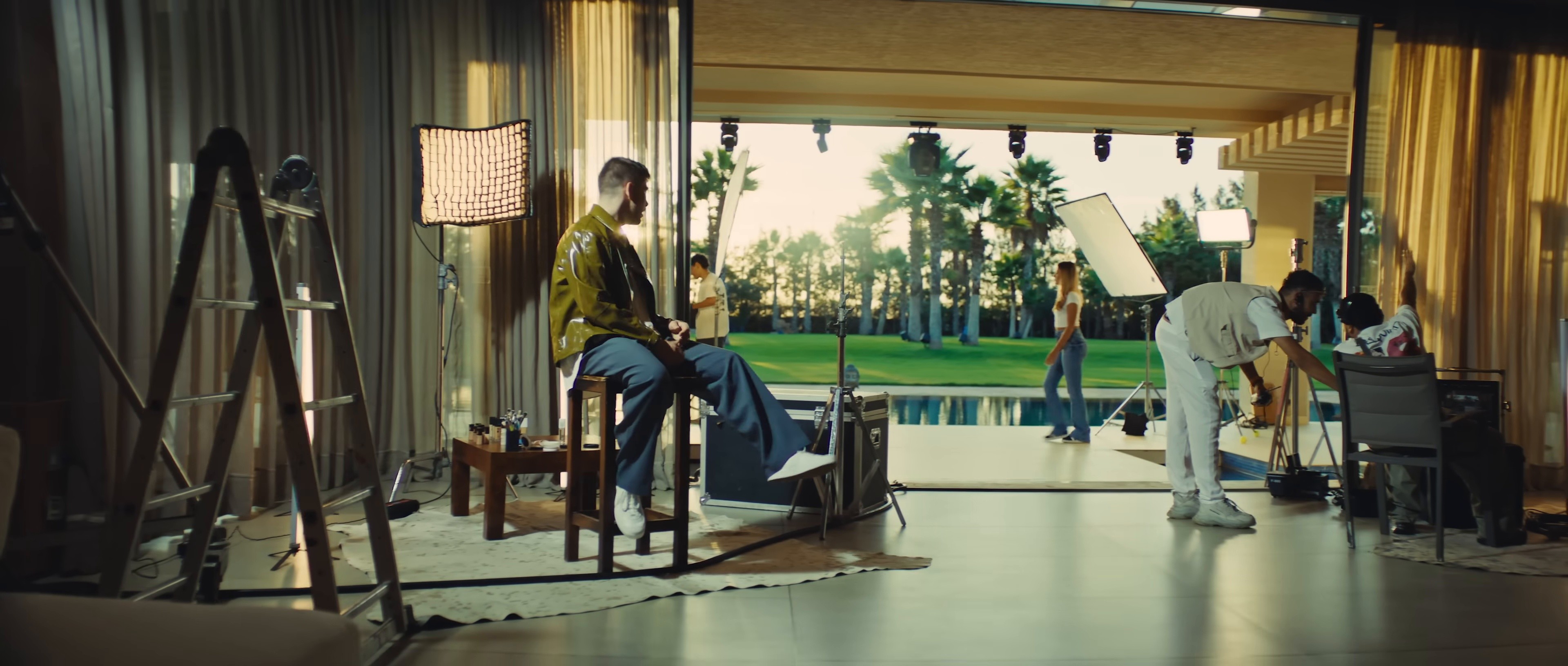 Le jeu (2024) —  shot,  lighting