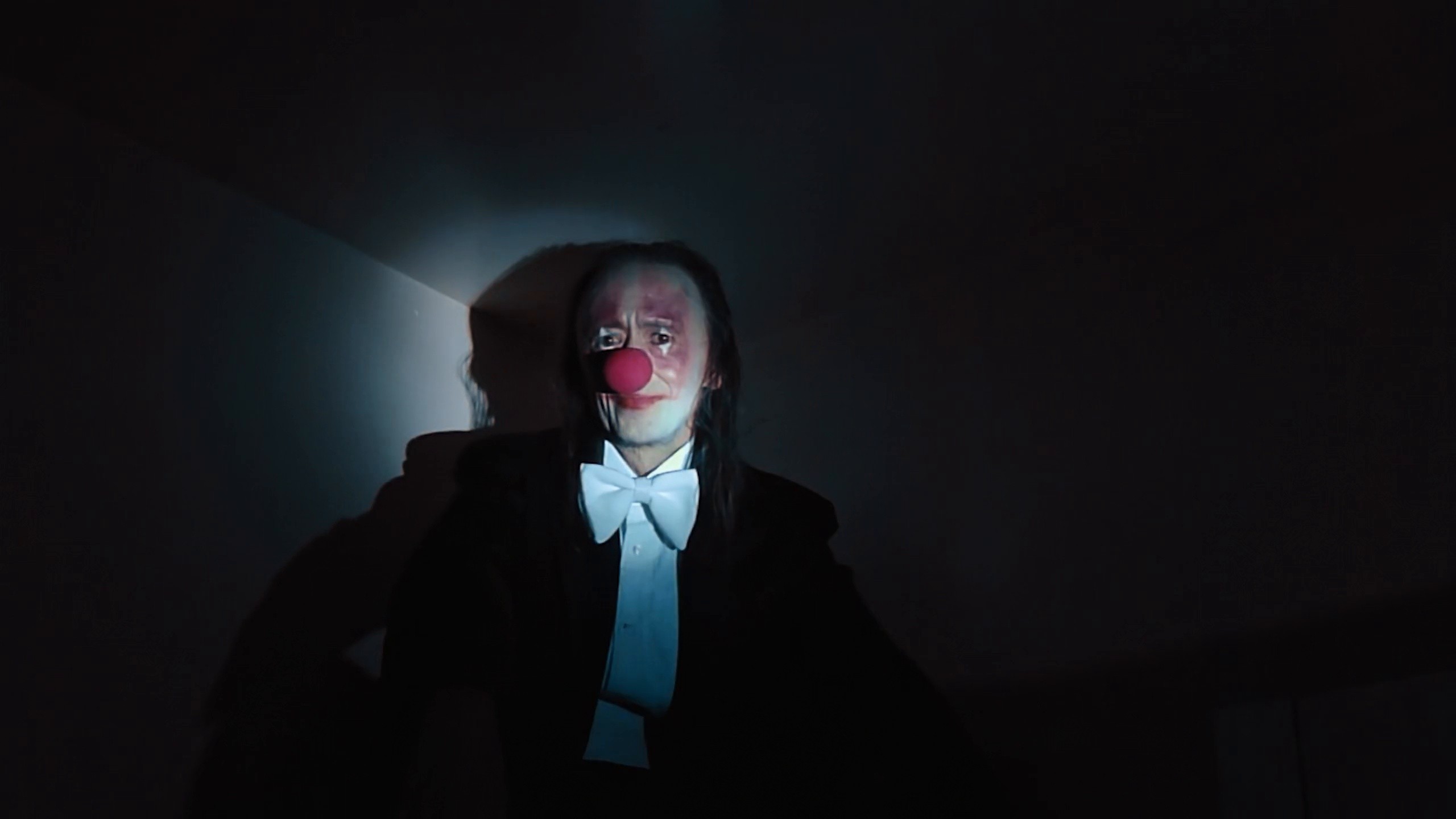 Korg Funk 5 (2025) —  shot,  lighting