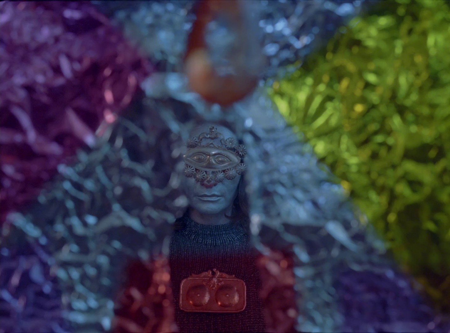 Y a-t-il une vierge encore vivante? (2015) —  shot,  lighting