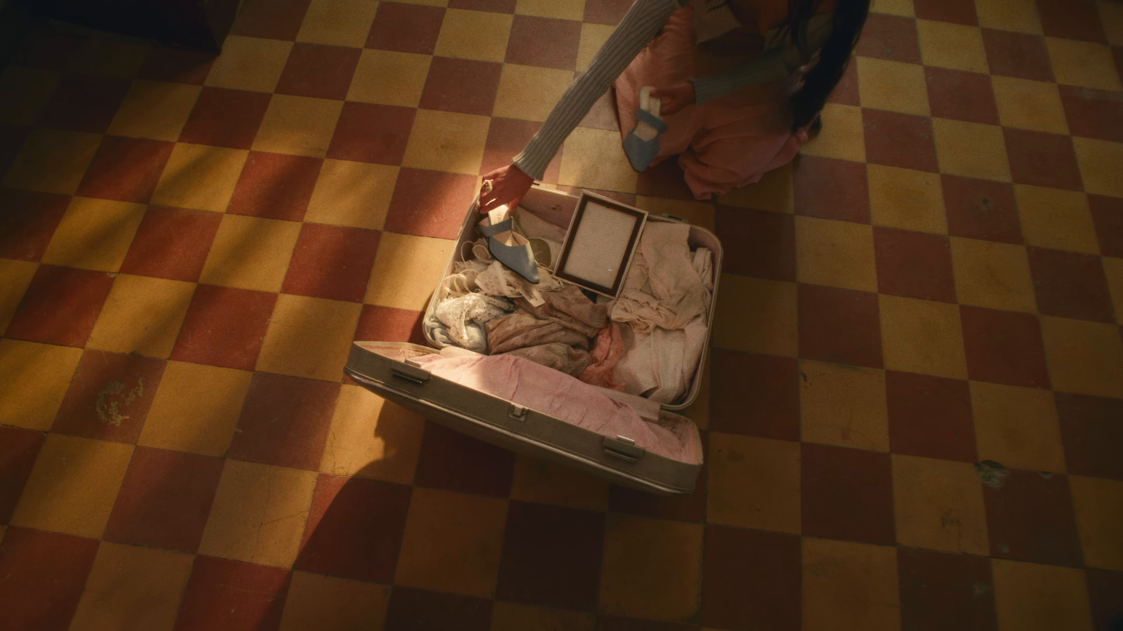 Amor Criminal (2024) —  shot,  lighting