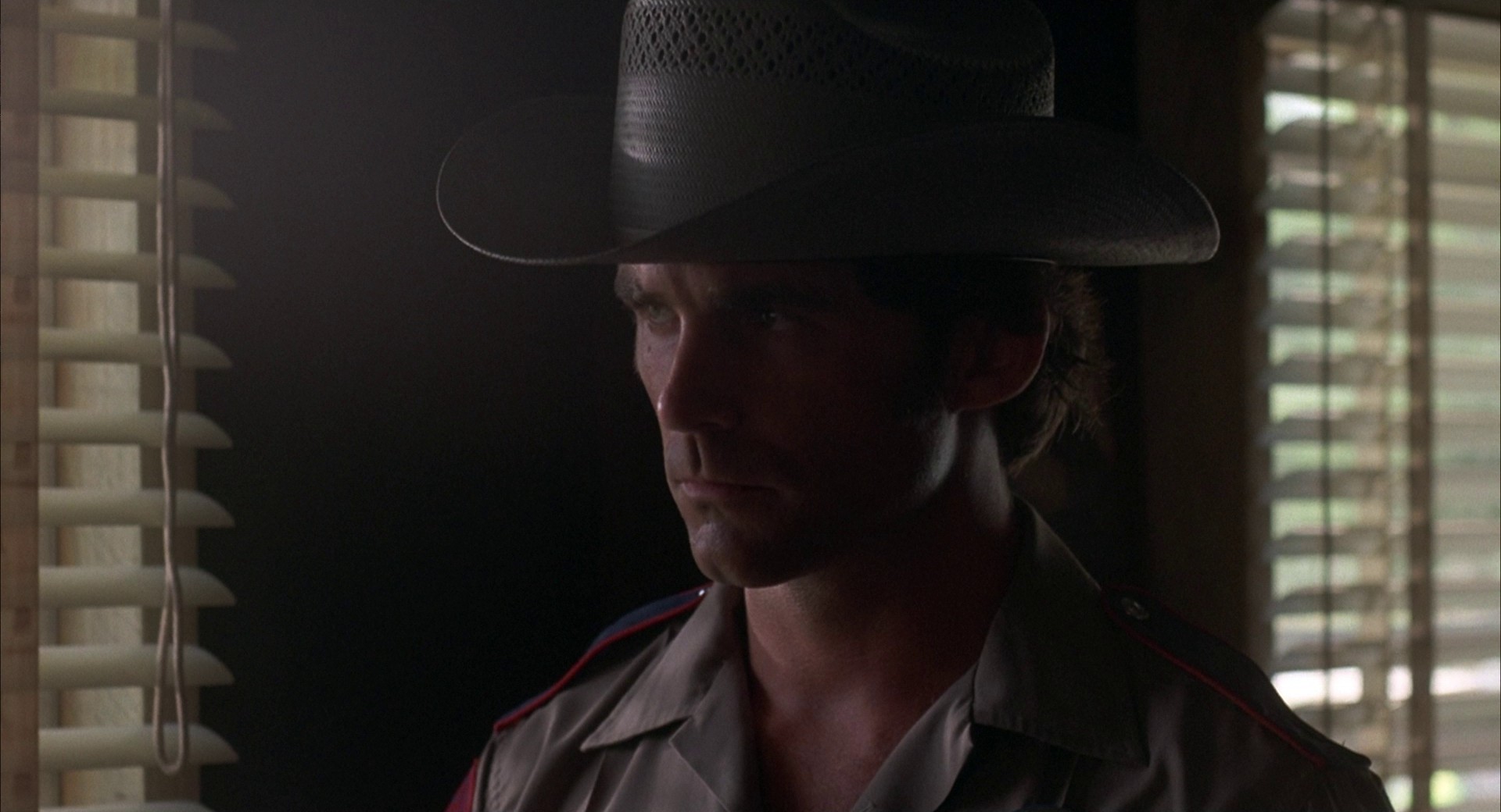 Rolling Thunder (1977) —  shot,  lighting