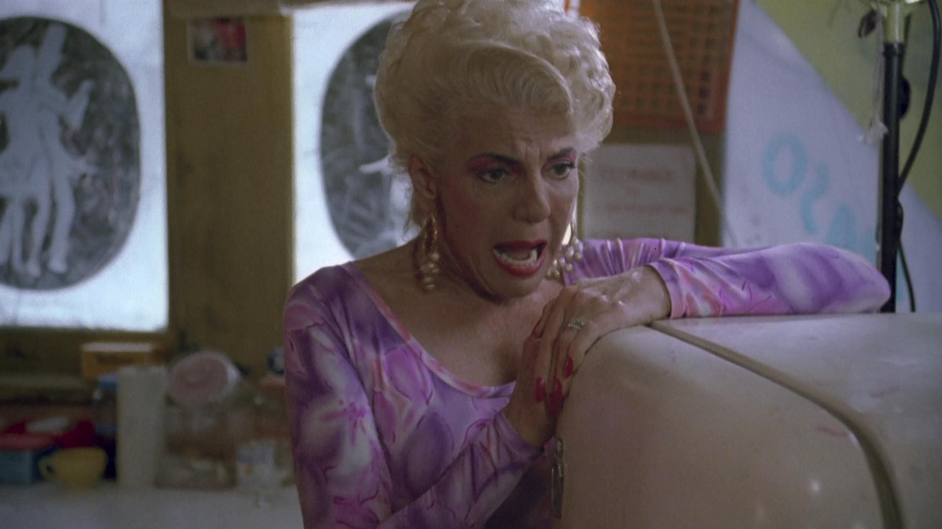 Strictly Ballroom (1992) —  shot,  lighting