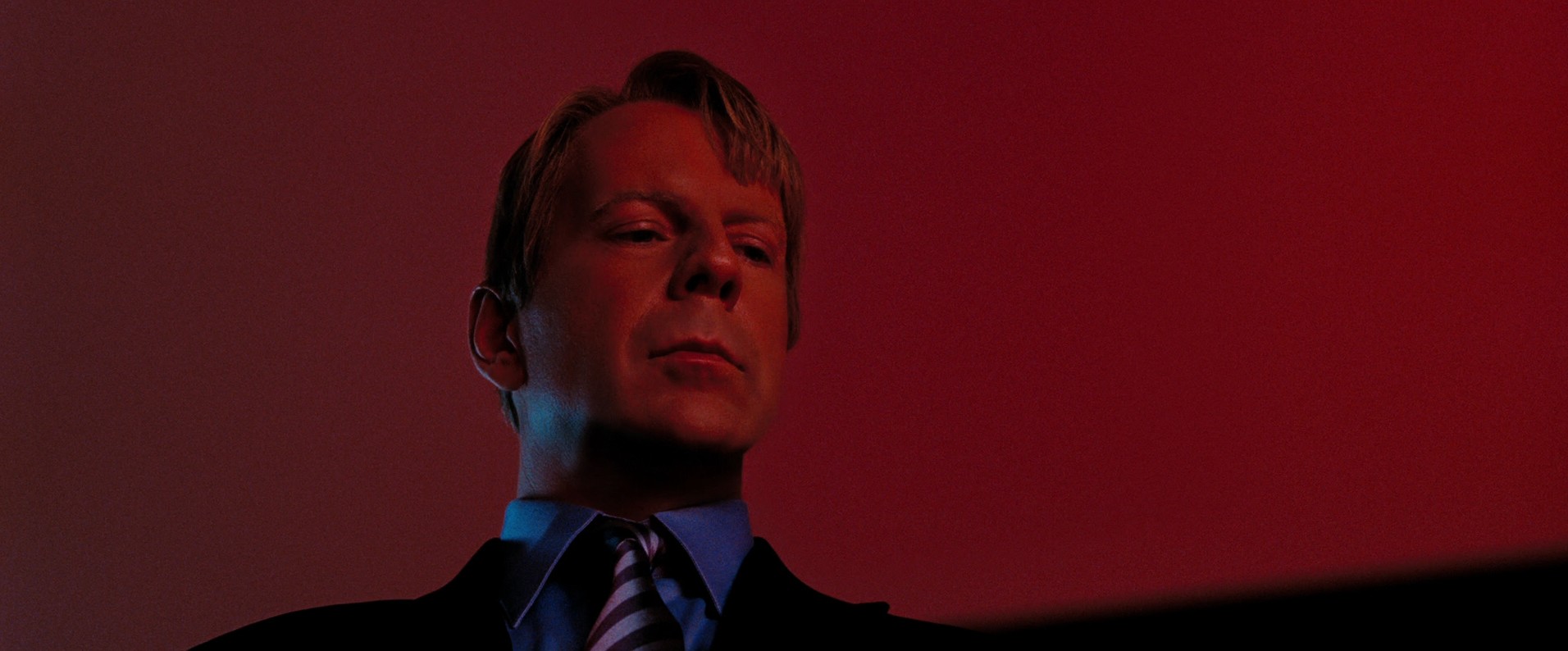 Surrogates (2009) —  shot,  lighting