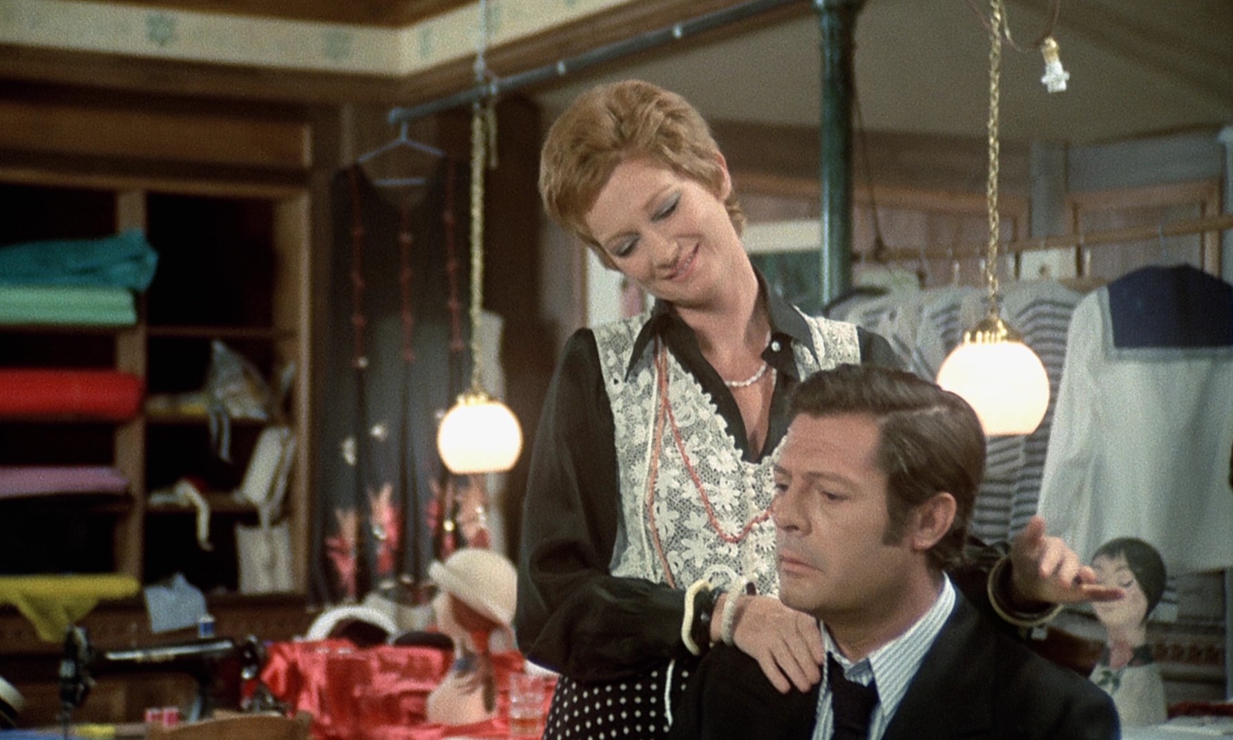 Salut l'artiste (1973) —  shot,  lighting