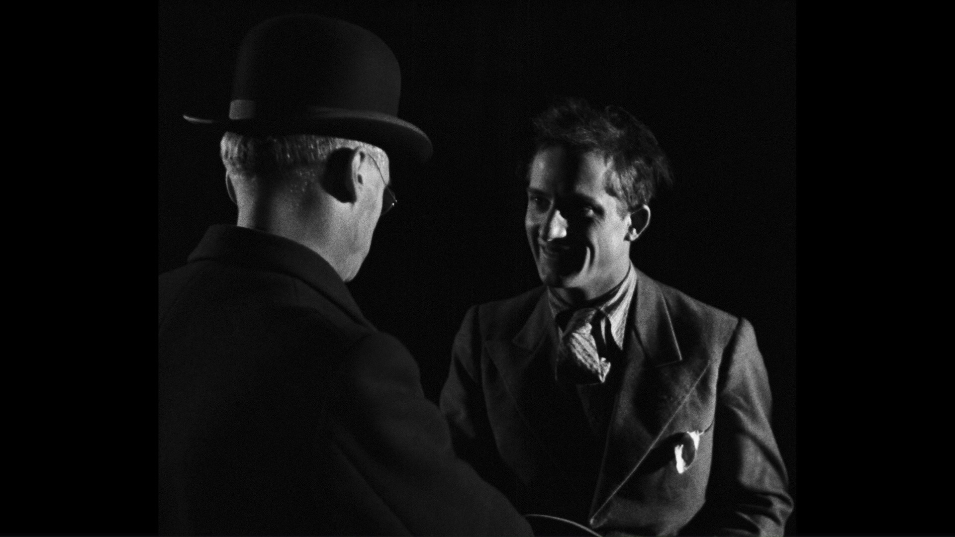 Zero for Conduct (1933) —  shot,  lighting
