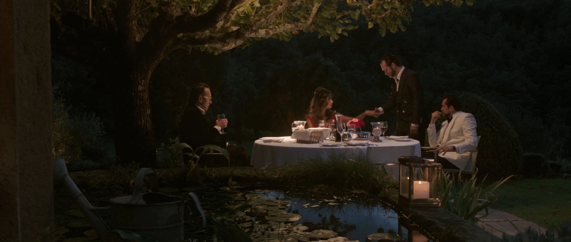 Dom Hemingway (2013) —  shot,  lighting