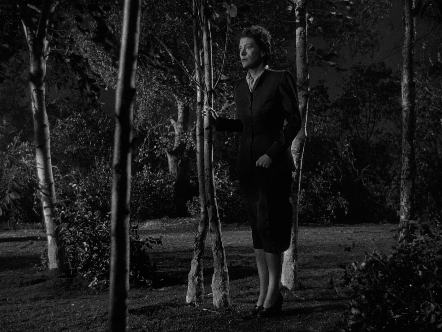 Secret Beyond the Door... (1947) —  shot,  lighting