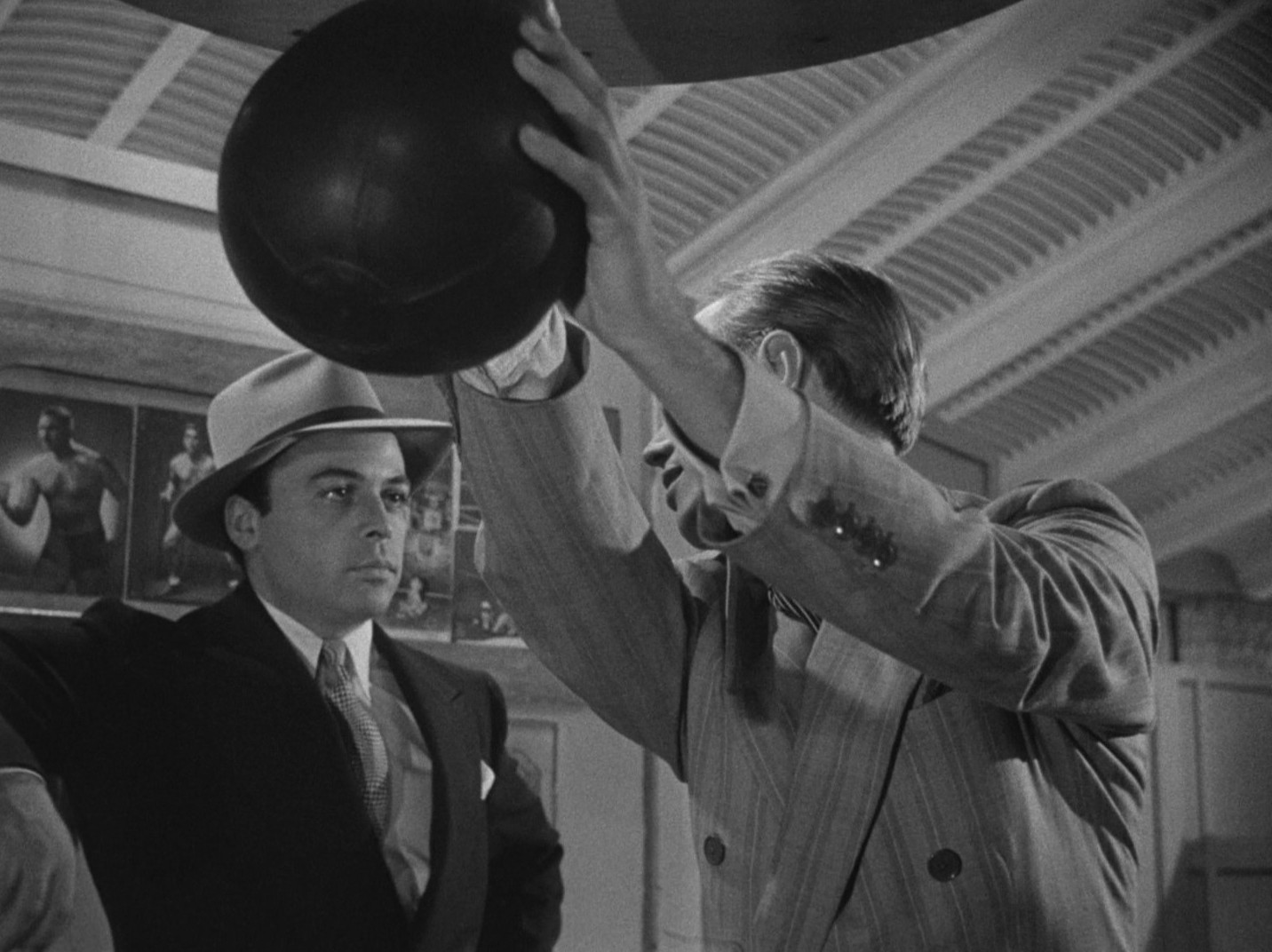 Night and the City (1950) —  shot,  lighting