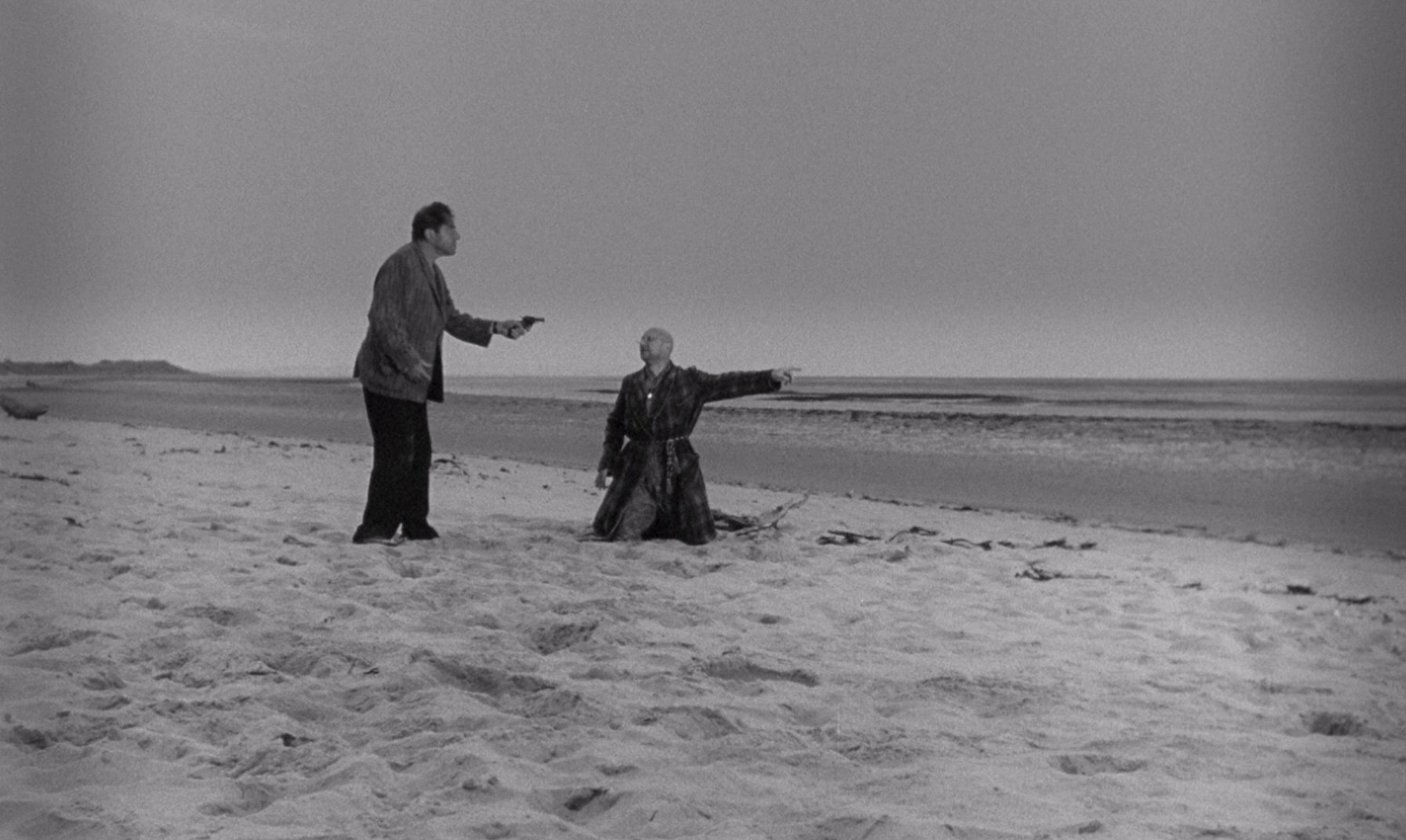 Cul-de-sac (1966) —  shot,  lighting