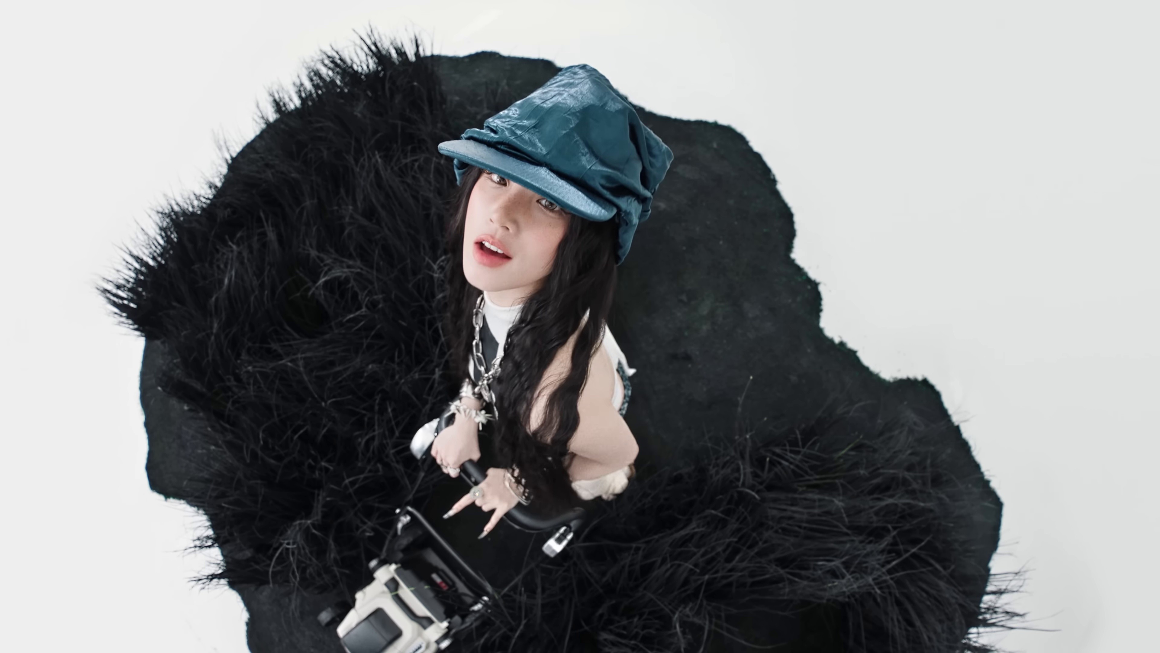 M.O. (2025) —  shot,  lighting