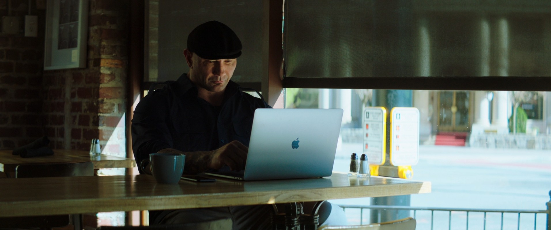 Escape Plan 2: Hades (2018) —  shot,  lighting