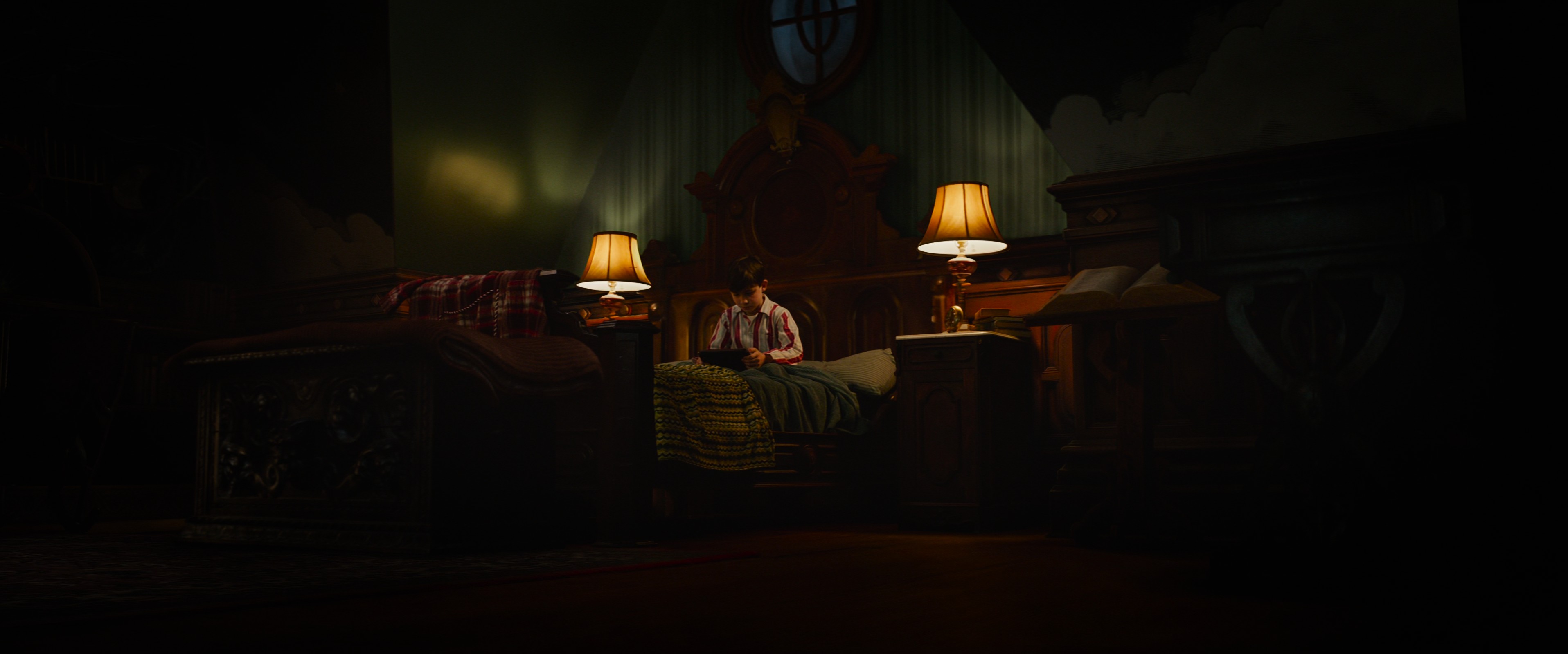 The House with a Clock in Its Walls (2018) —  shot,  lighting