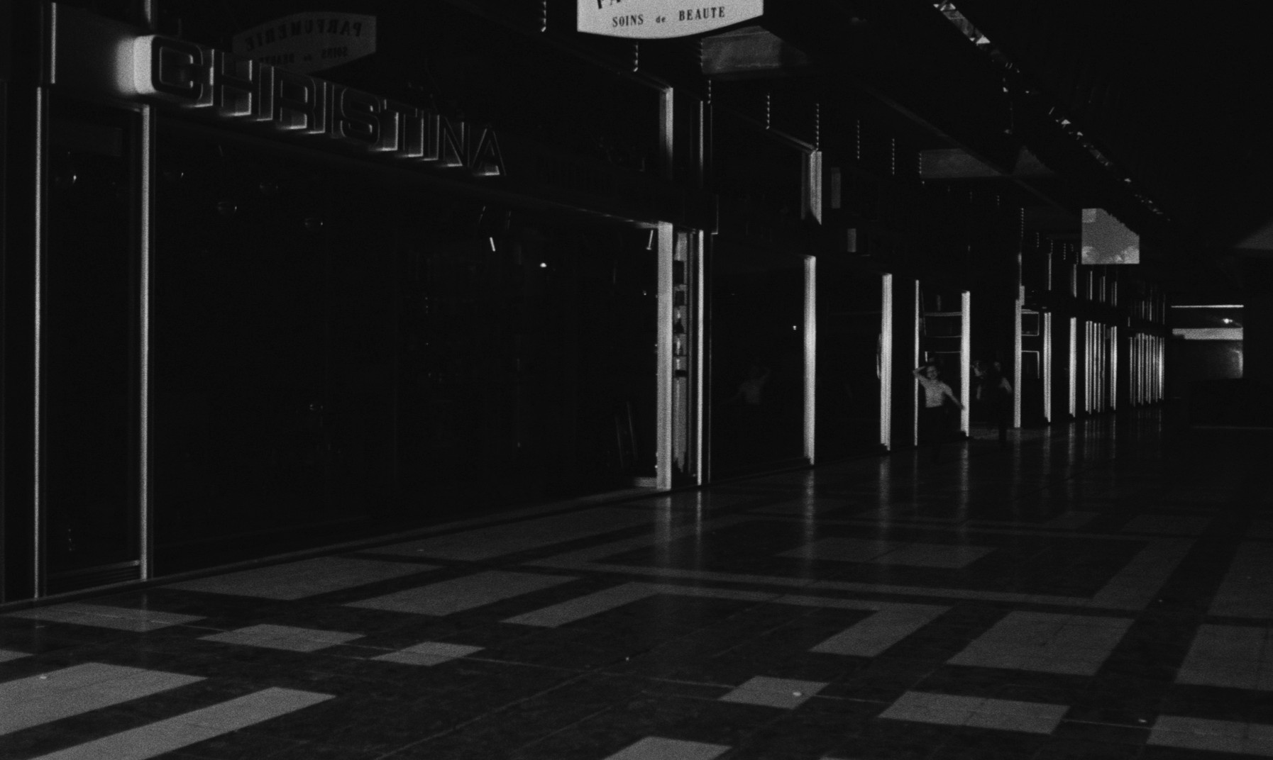 L'Italien des Roses (1973) —  shot,  lighting