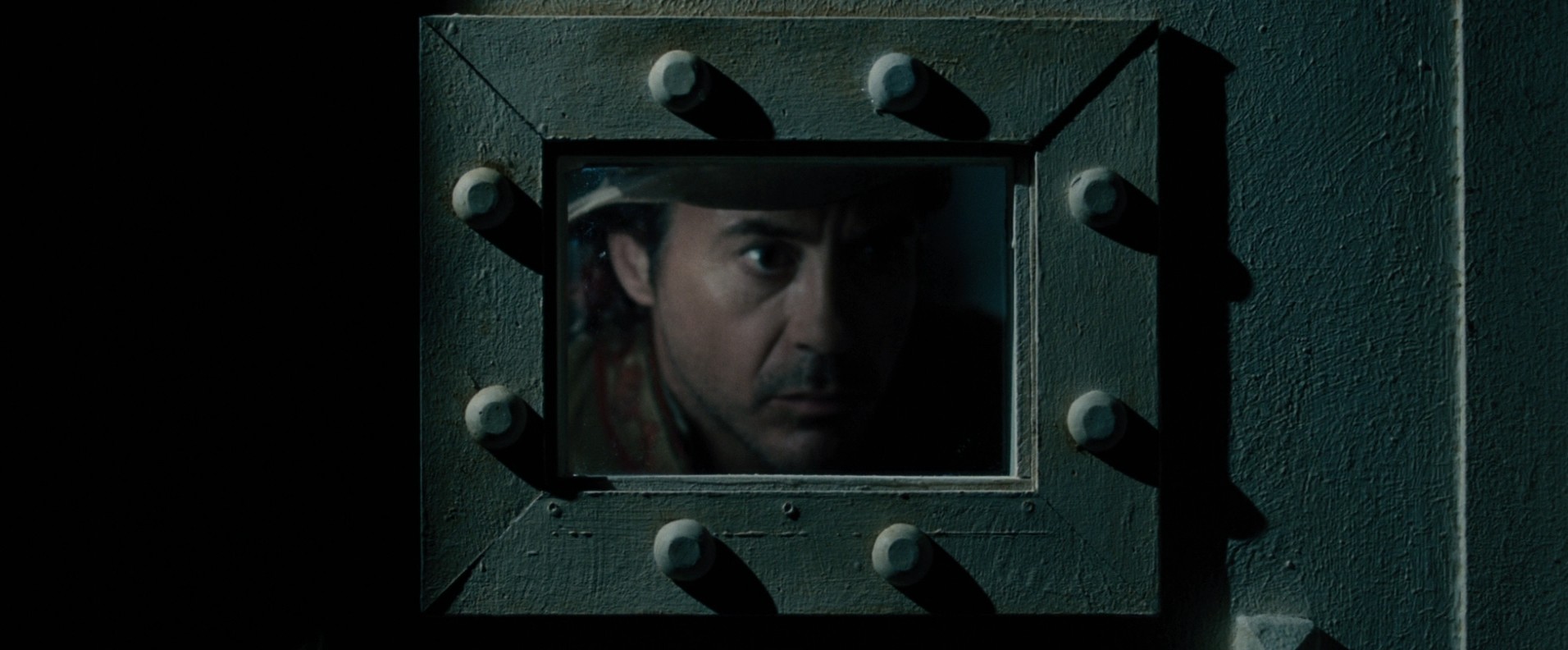 Sherlock Holmes: A Game of Shadows (2011) —  shot,  lighting