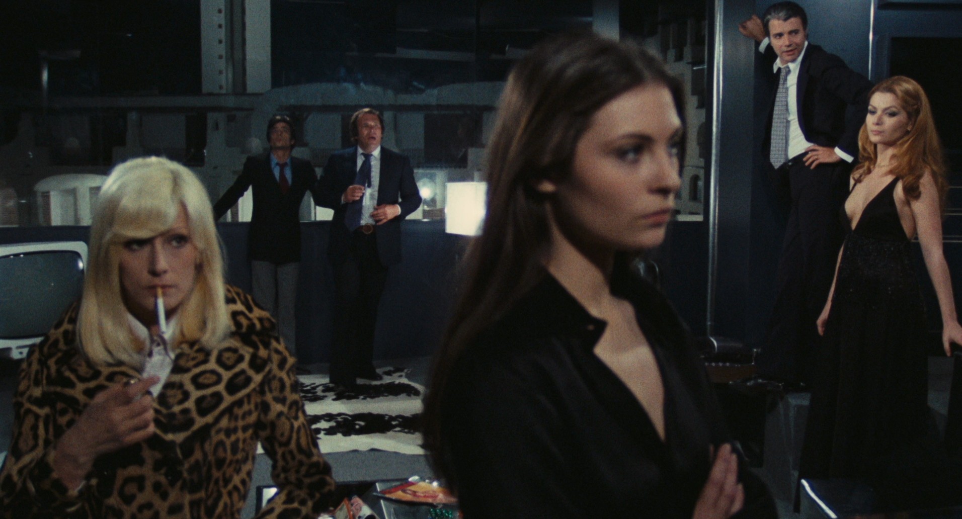 Indian Summer (1972) —  shot,  lighting