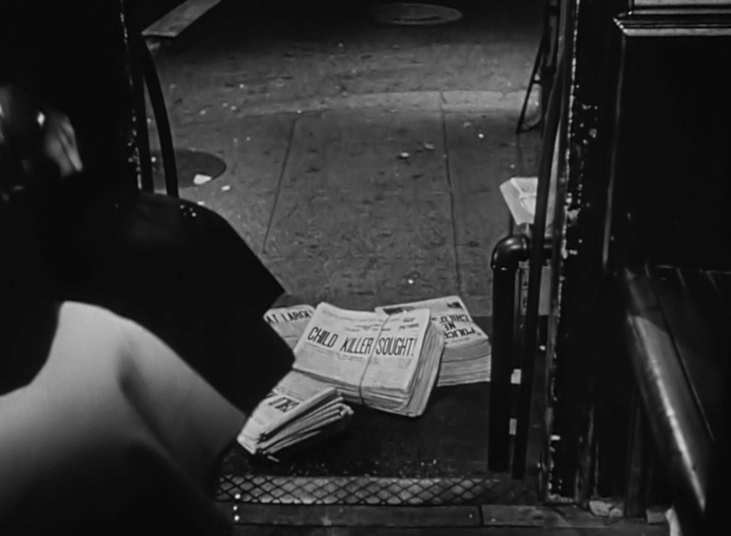 M (1951) —  shot,  lighting