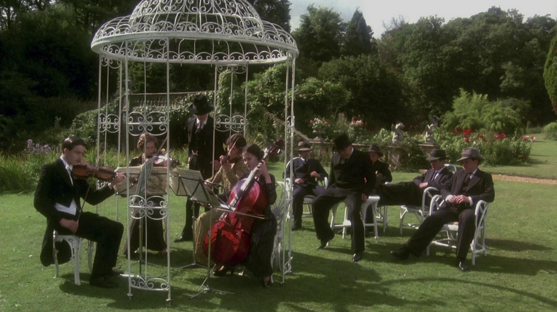 Bugsy Malone (1976) —  shot,  lighting