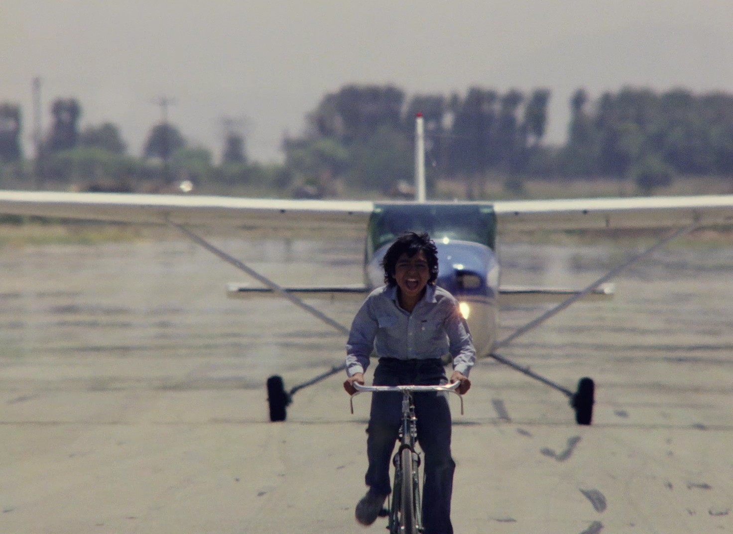 Davandeh (1985) —  shot,  lighting