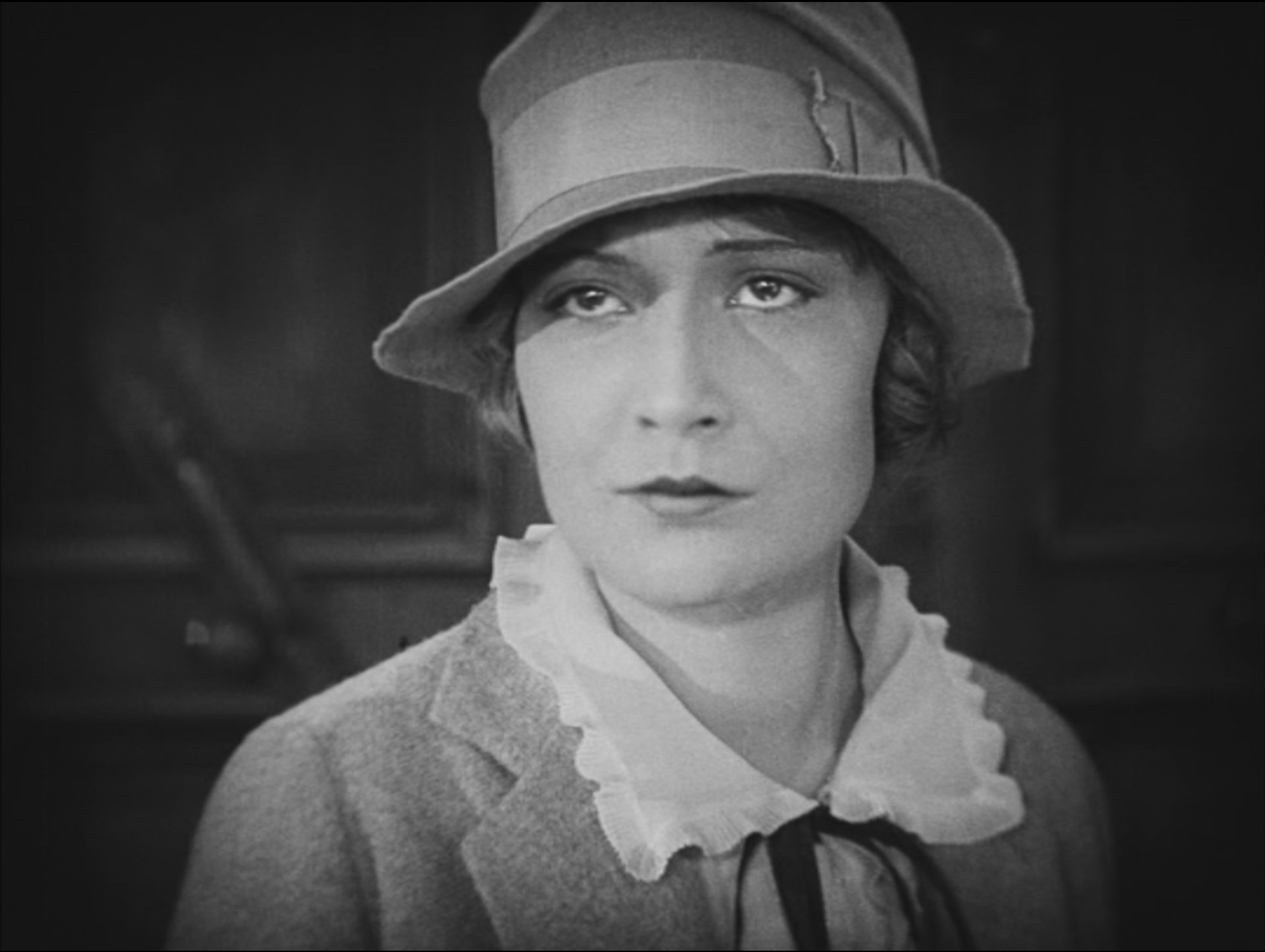 The Love of Jeanne Ney (1927) —  shot,  lighting