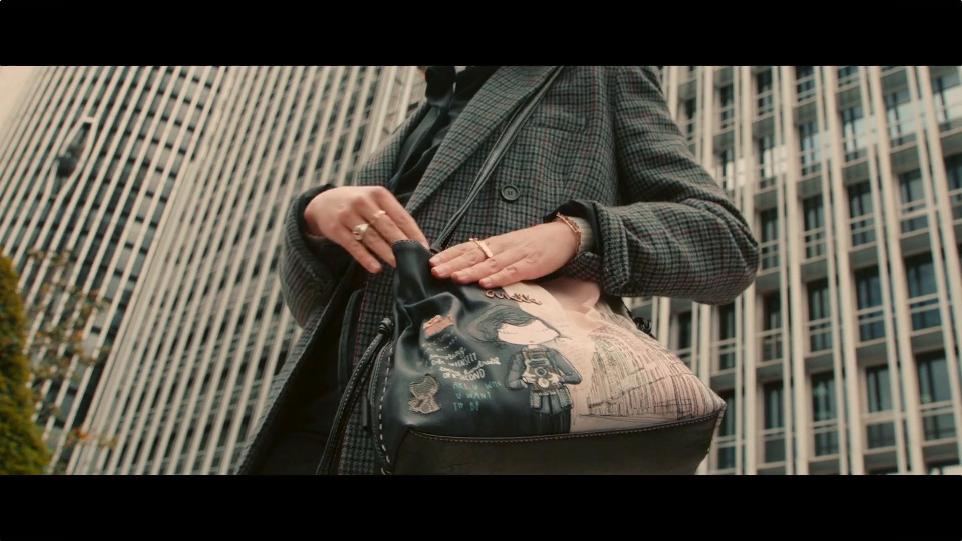 ANEKKE CITY (2022) —  shot,  lighting