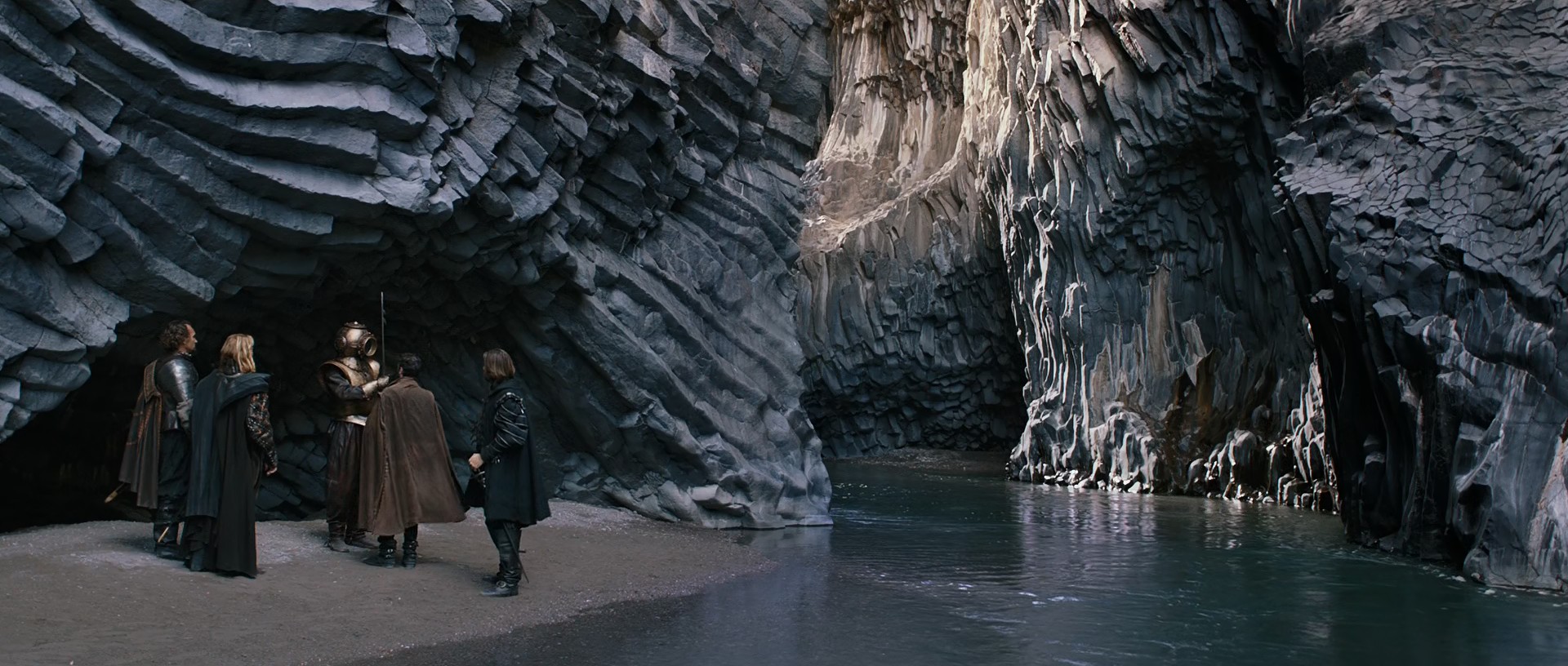 Tale of Tales (2015) —  shot,  lighting