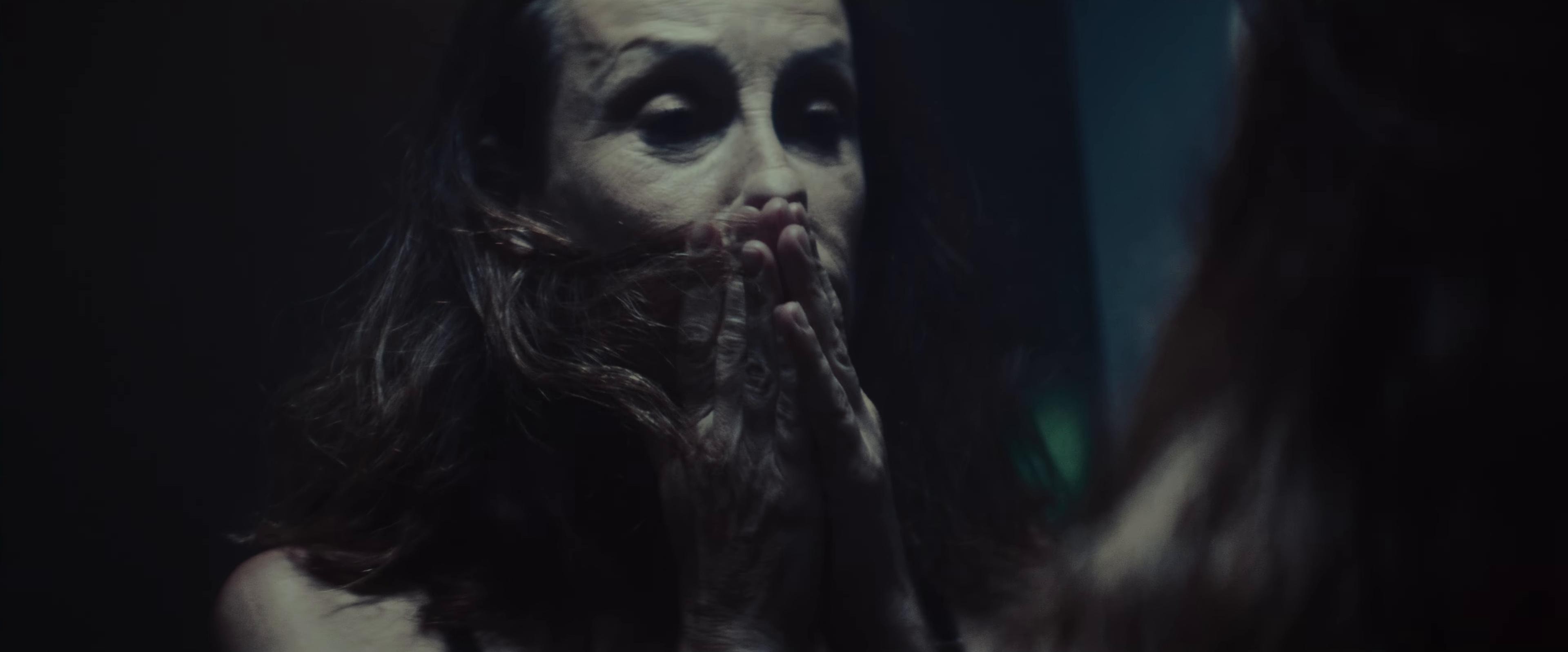 Tu Olor (2025) —  shot,  lighting