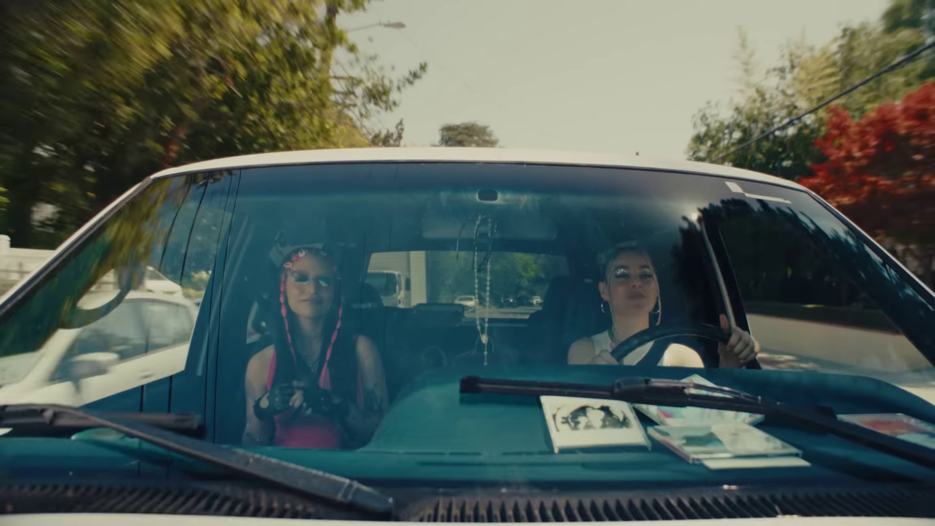 girl ur so pretty (2022) —  shot,  lighting