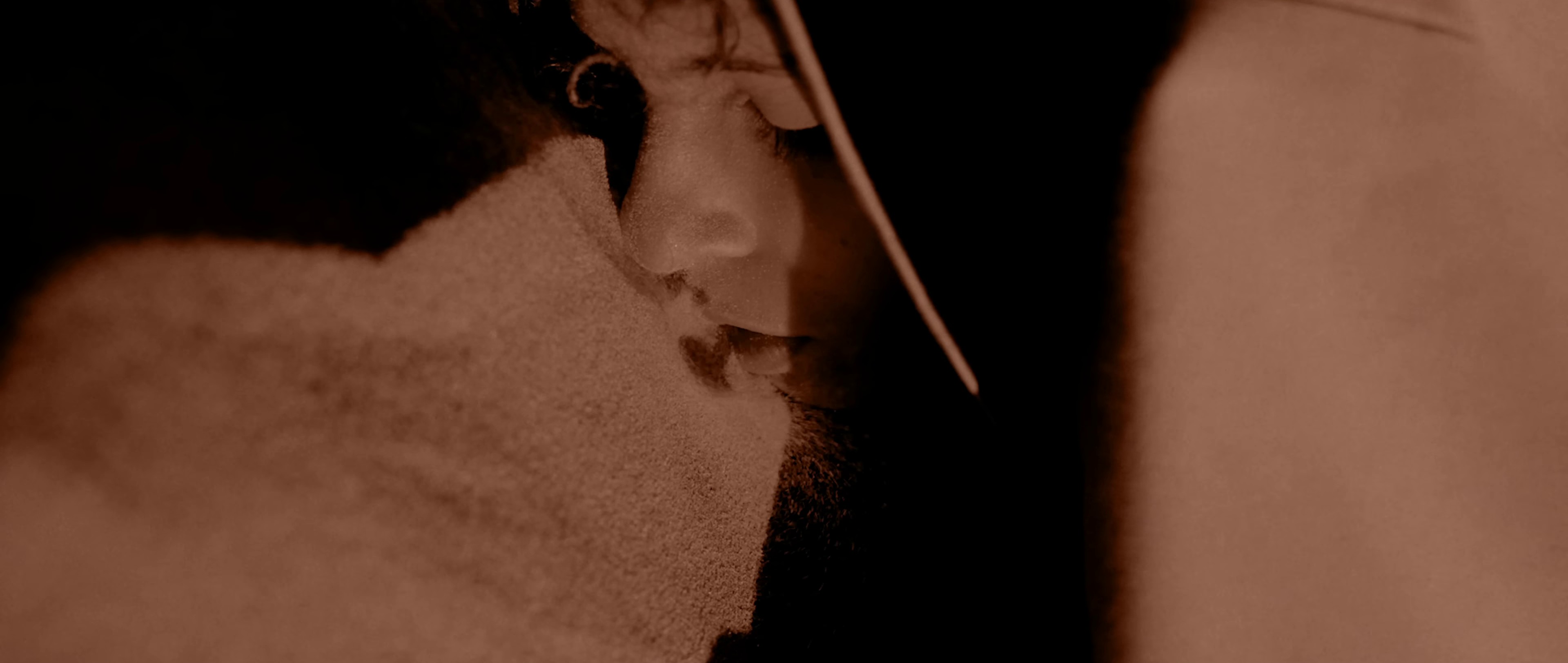 Purple walls (2022) —  shot,  lighting