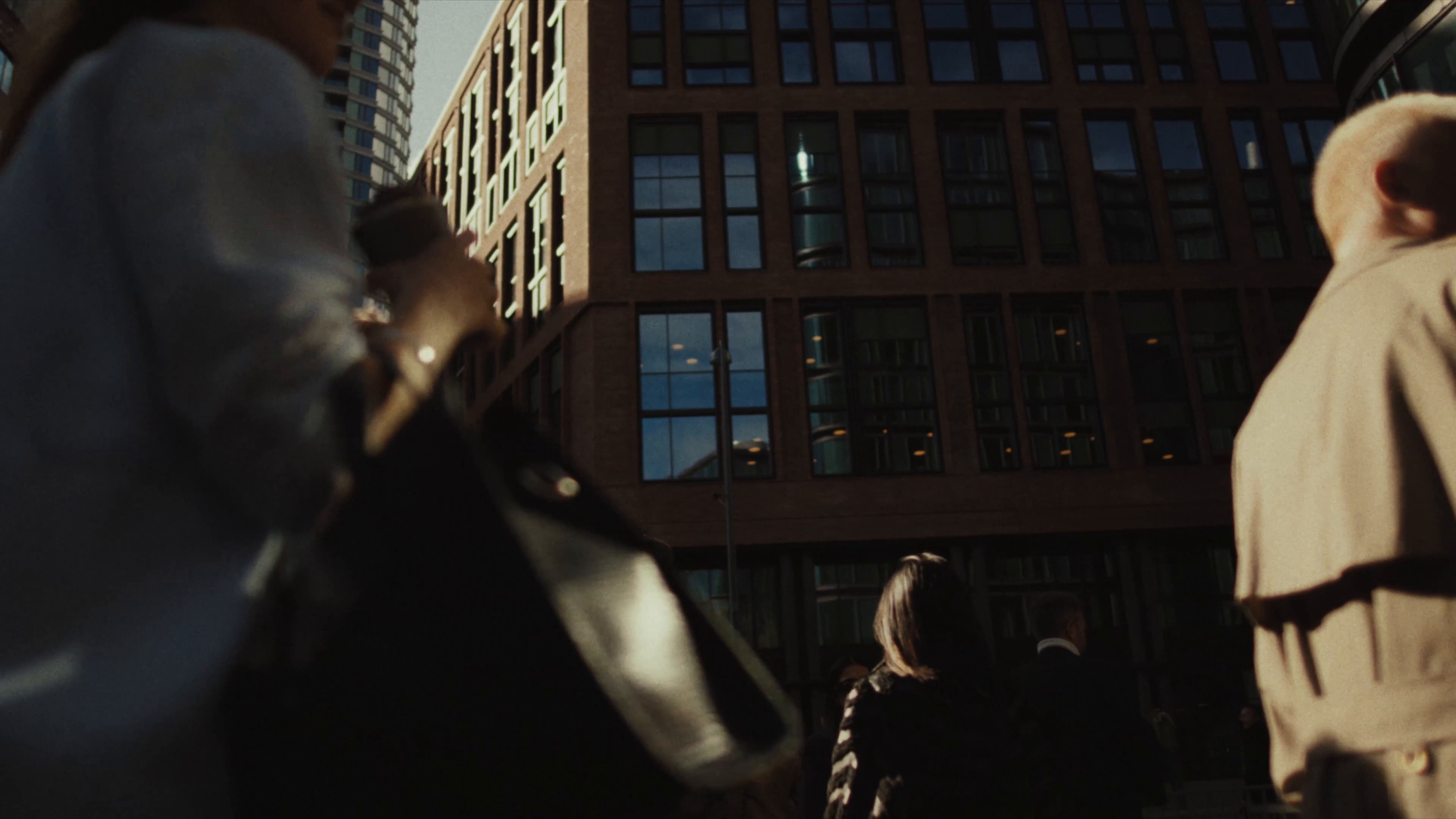 BMW IX (2025) —  shot,  lighting