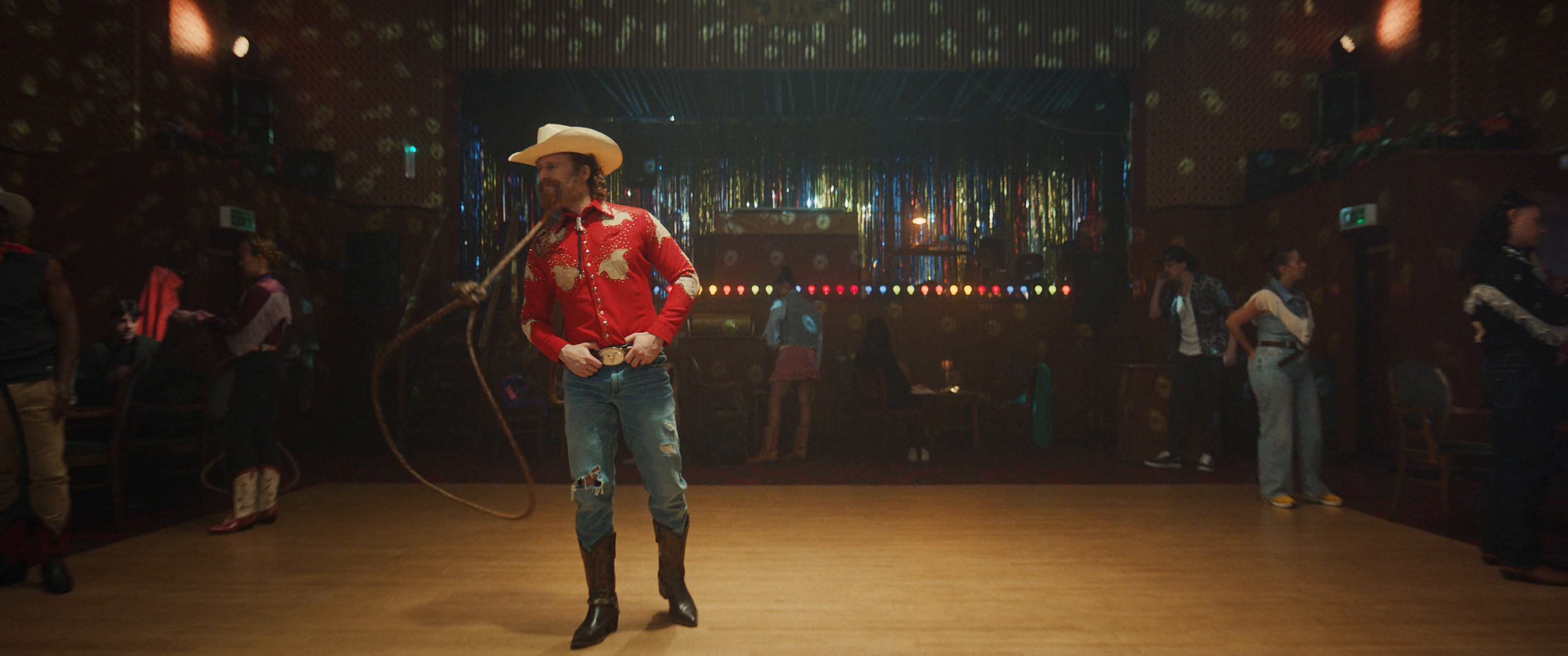 Foxy Bingo - The Moedown (2024) —  shot,  lighting