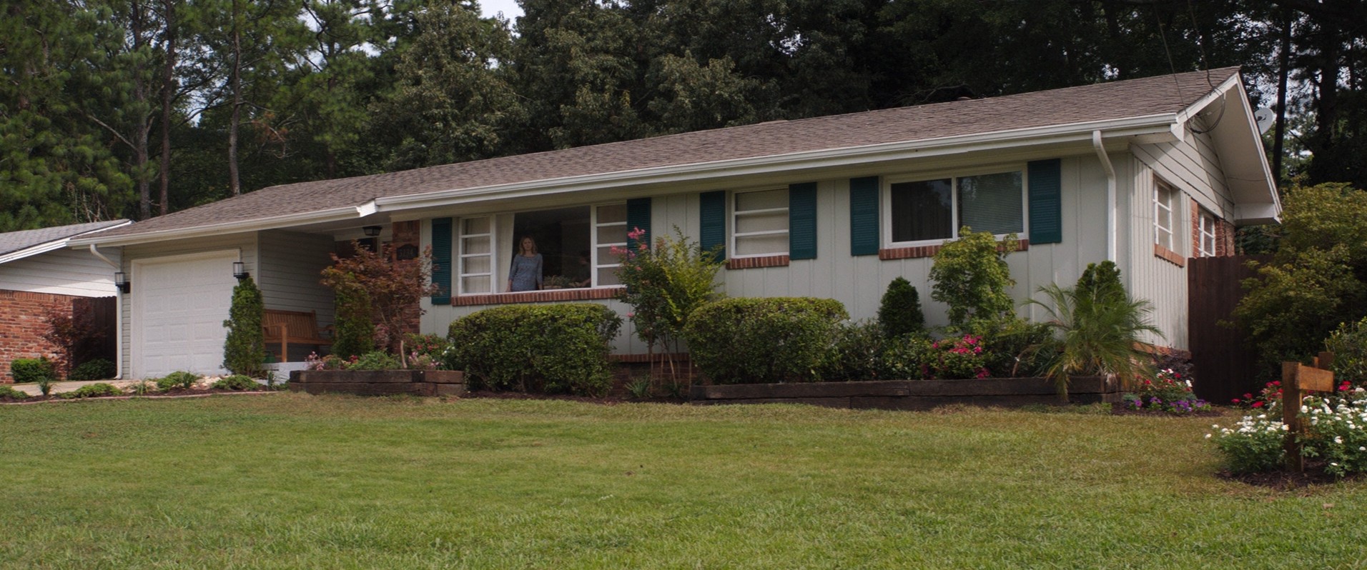 The 15:17 to Paris (2018) —  shot,  lighting