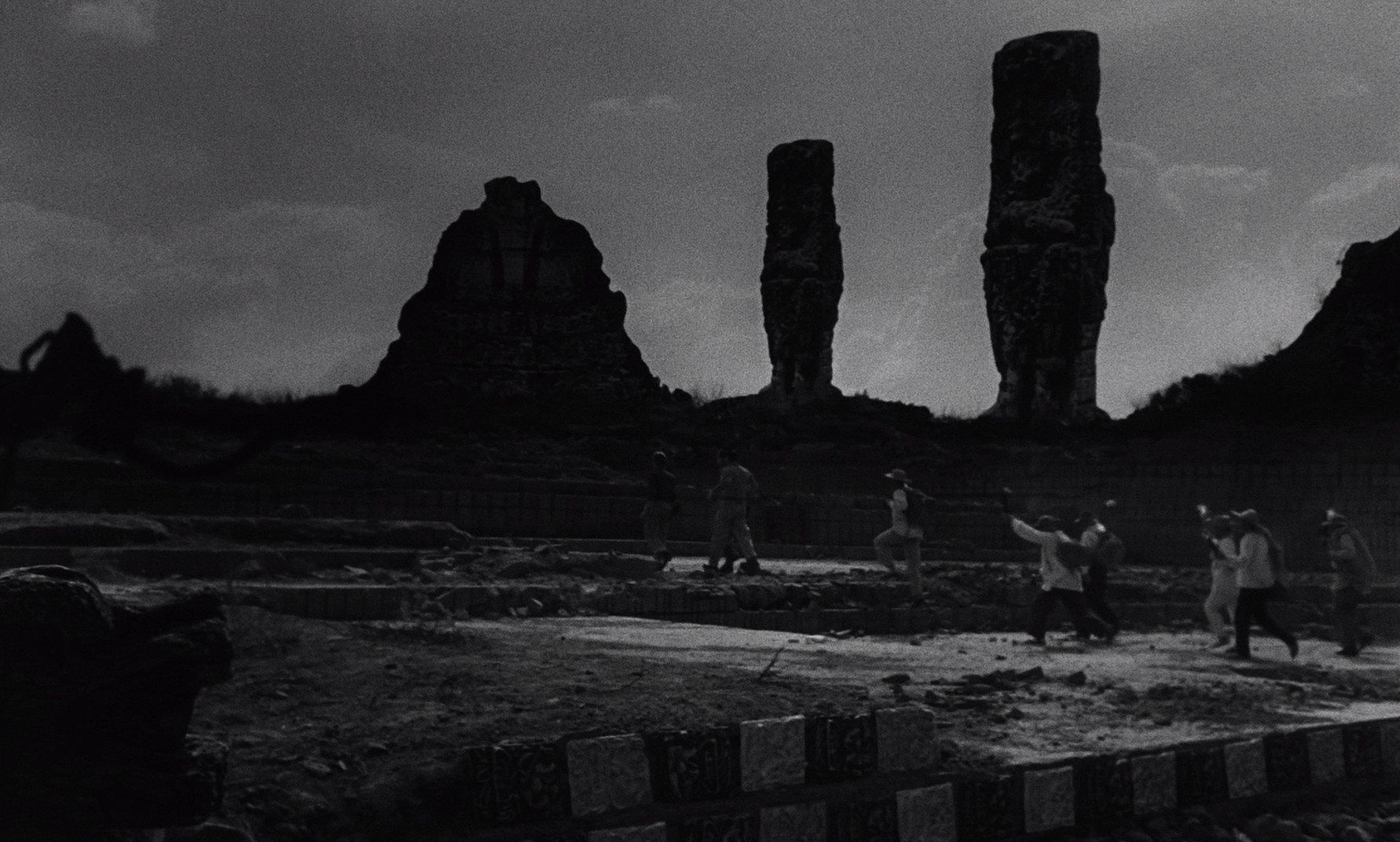 Caltiki, the Immortal Monster (1959) —  shot,  lighting